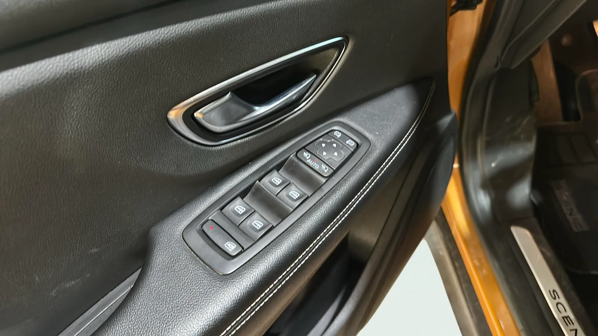 Renault Scénic Zen Energy dCi - foto 13