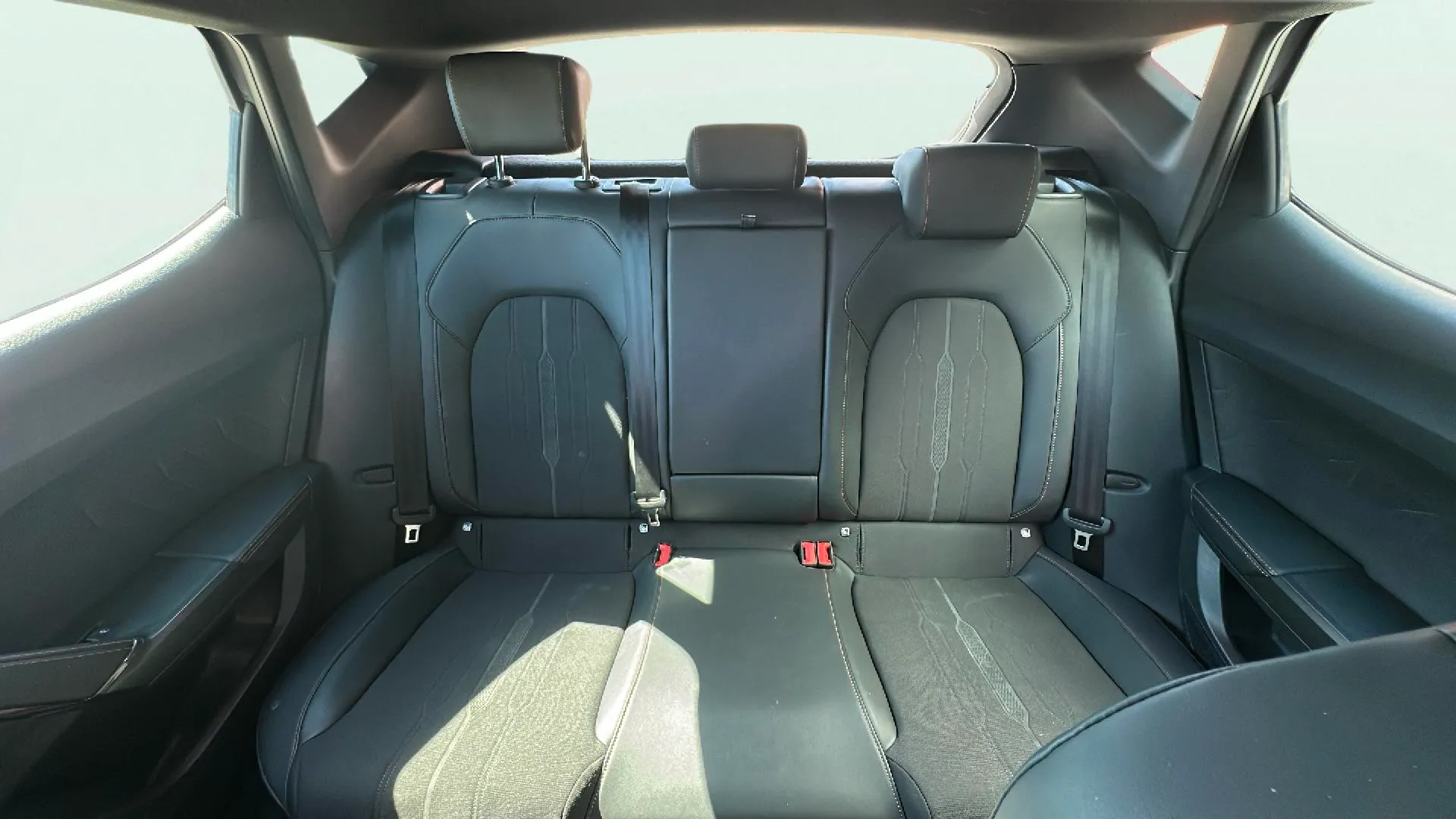 Cupra León 1.5 eTSI DSG - foto 18