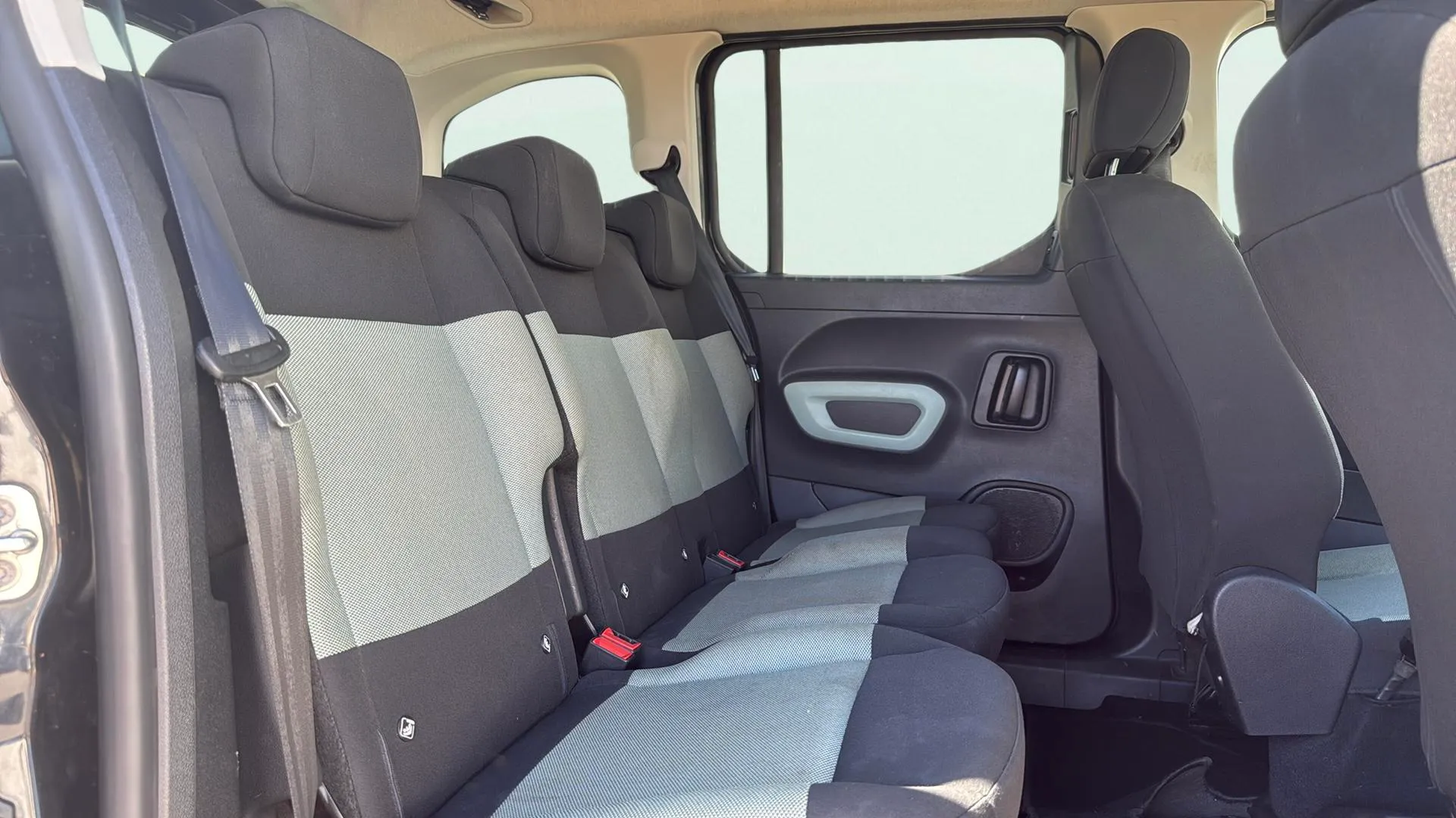 Citroën Berlingo Talla XL BlueHDi 100 Feel - foto 16