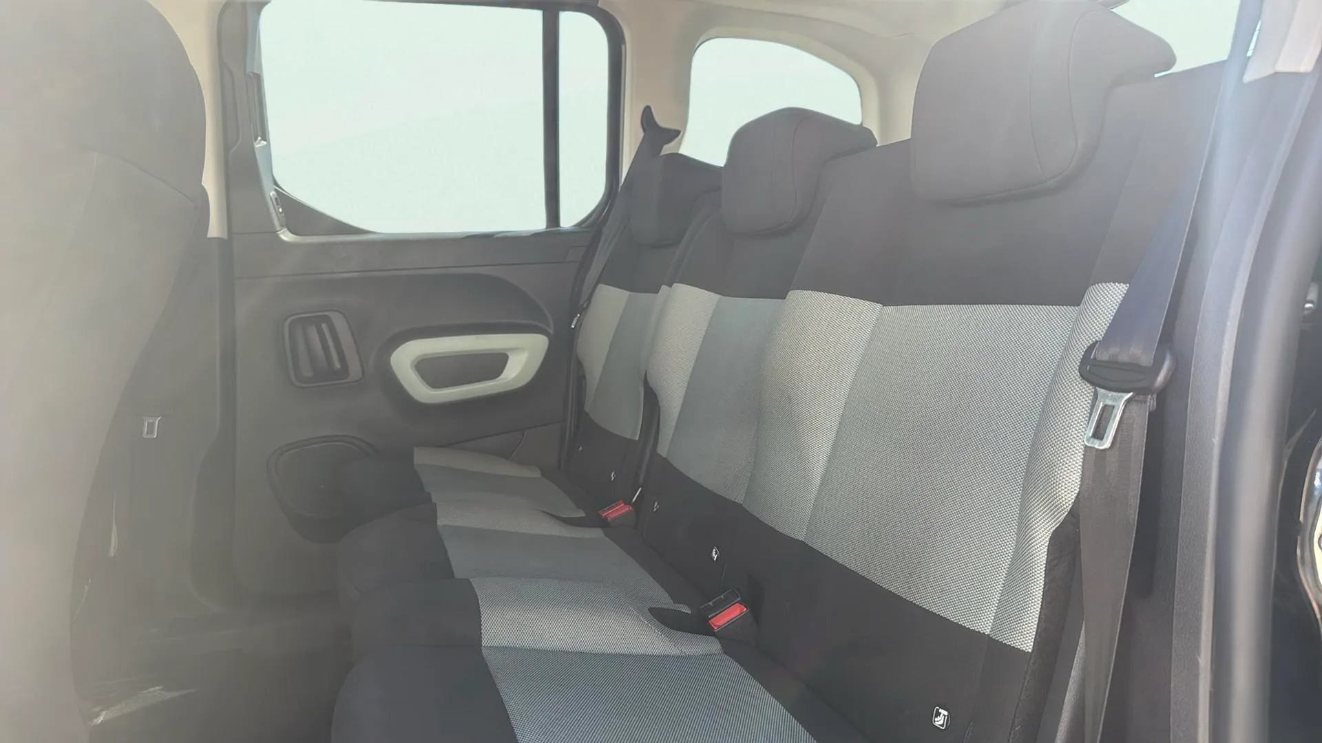 Citroën Berlingo Talla XL BlueHDi 100 Feel - foto 17