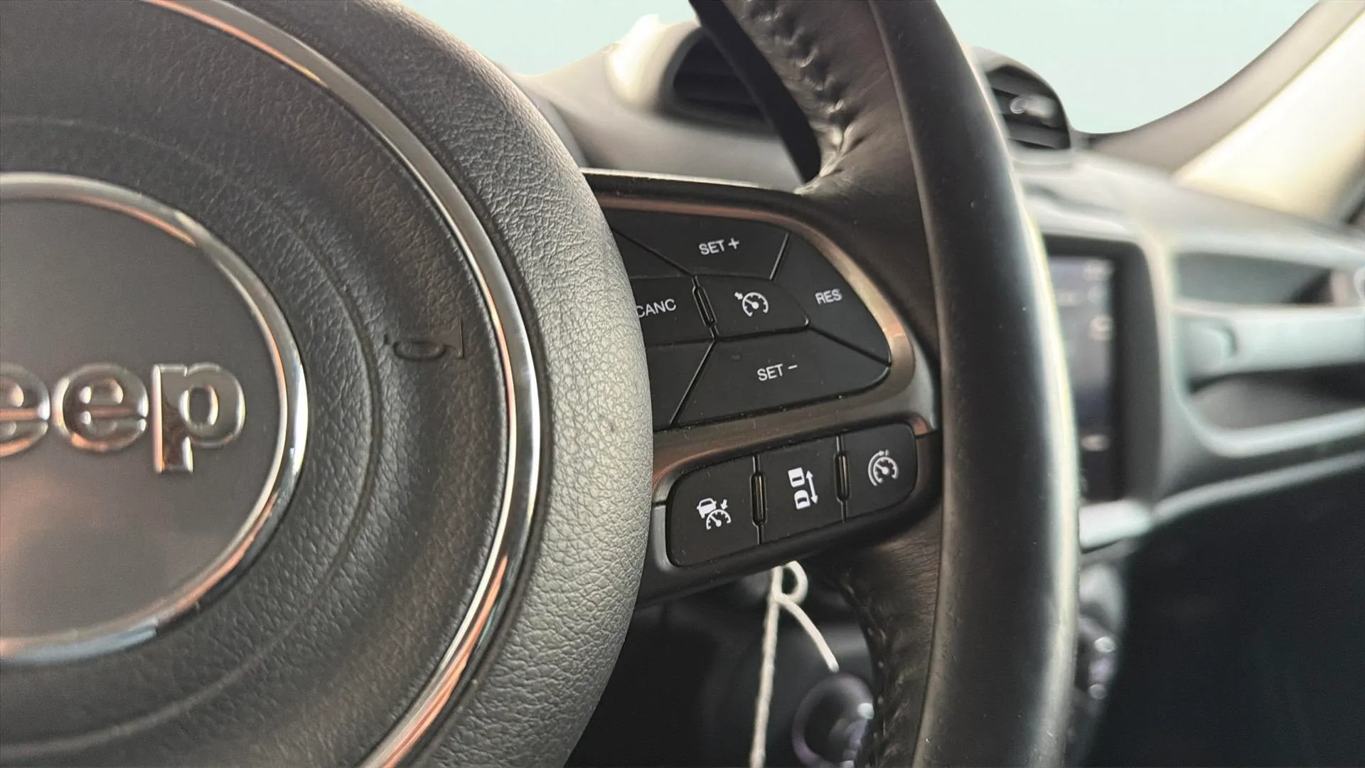 Jeep Renegade 1.0G Limited 4x2 - foto 23