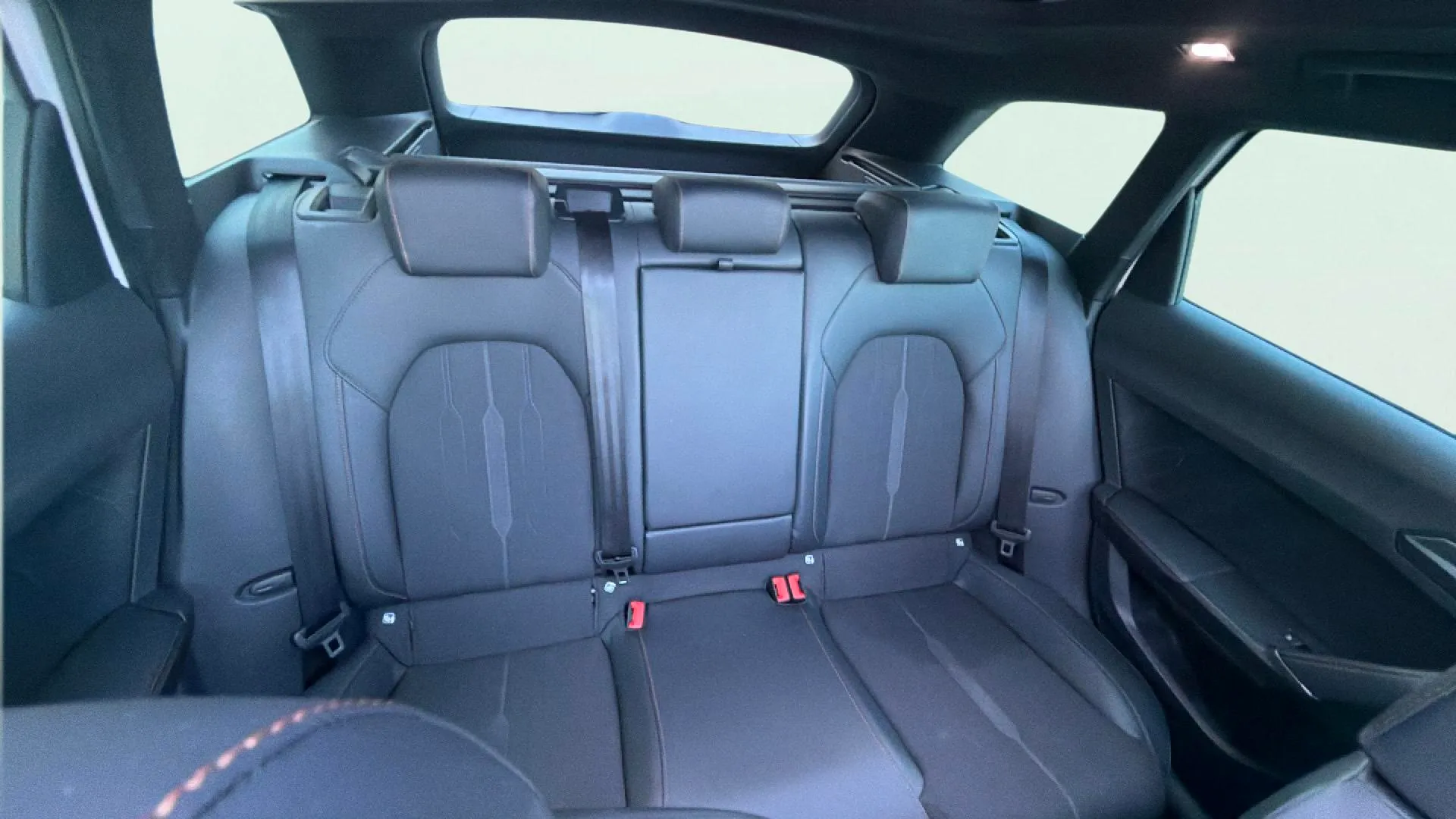 Cupra León SP 1.5 eTSI DSG - foto 12