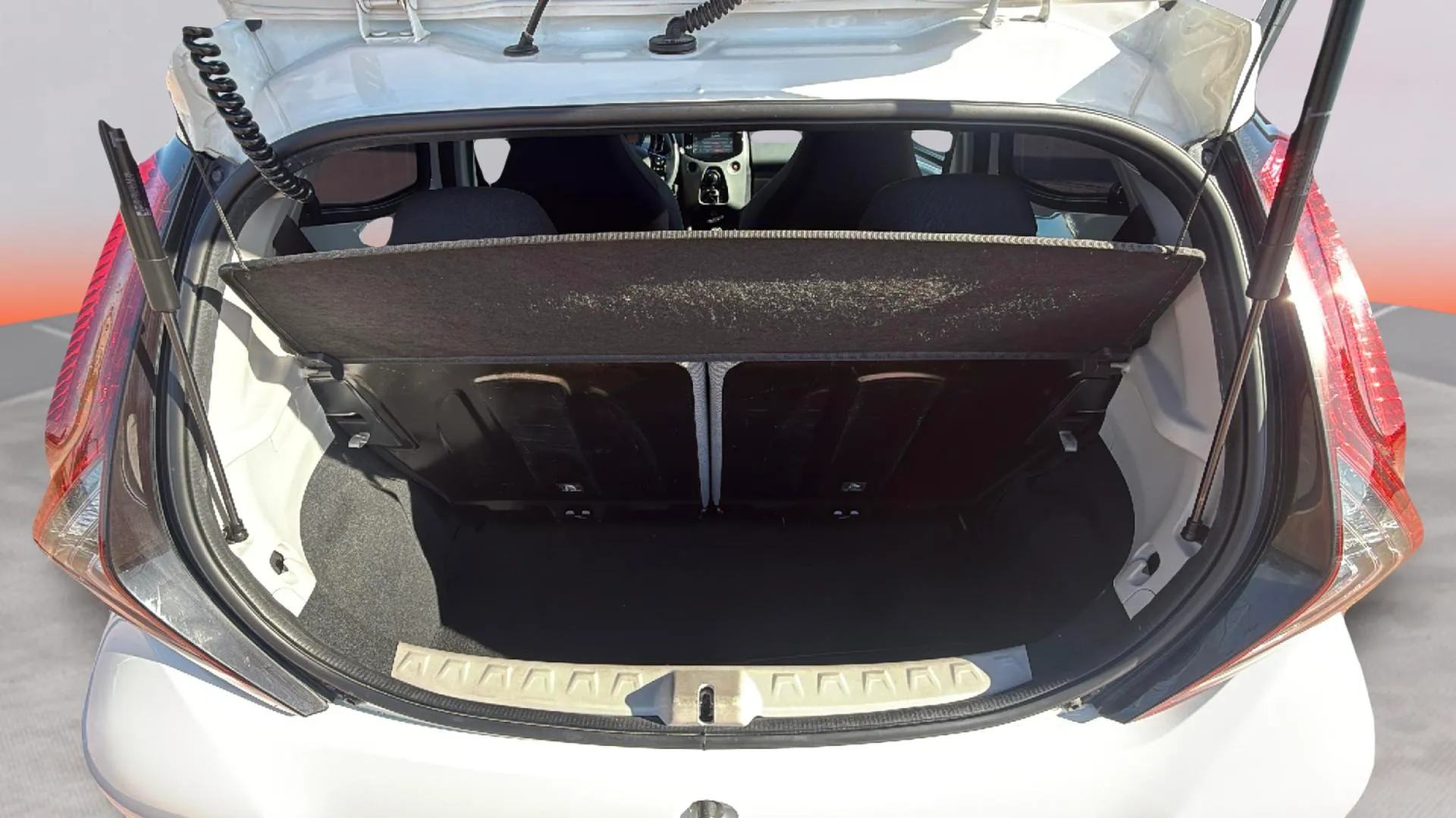 Toyota Aygo 1.0 70 x-play - foto 15