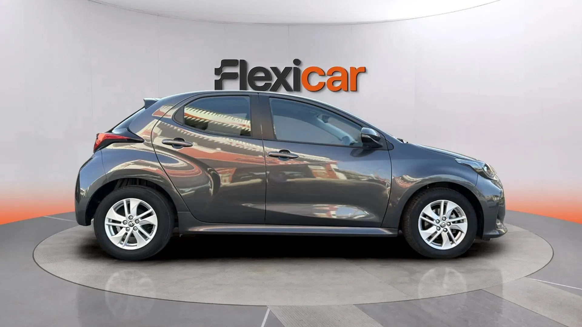Toyota Yaris 1.5 125 S-Edition - foto 5
