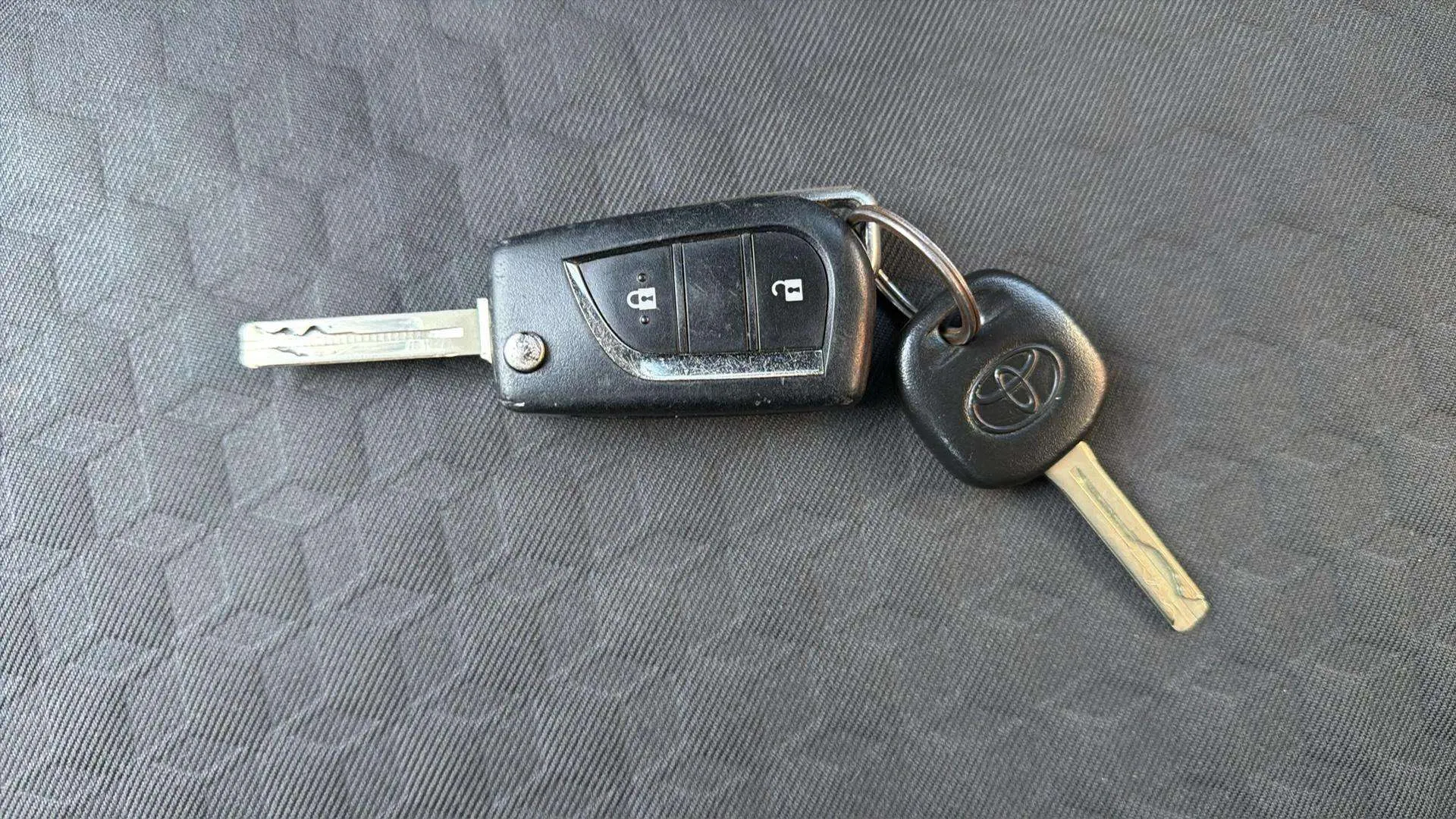 Toyota Yaris 1.5 125 S-Edition - foto 22