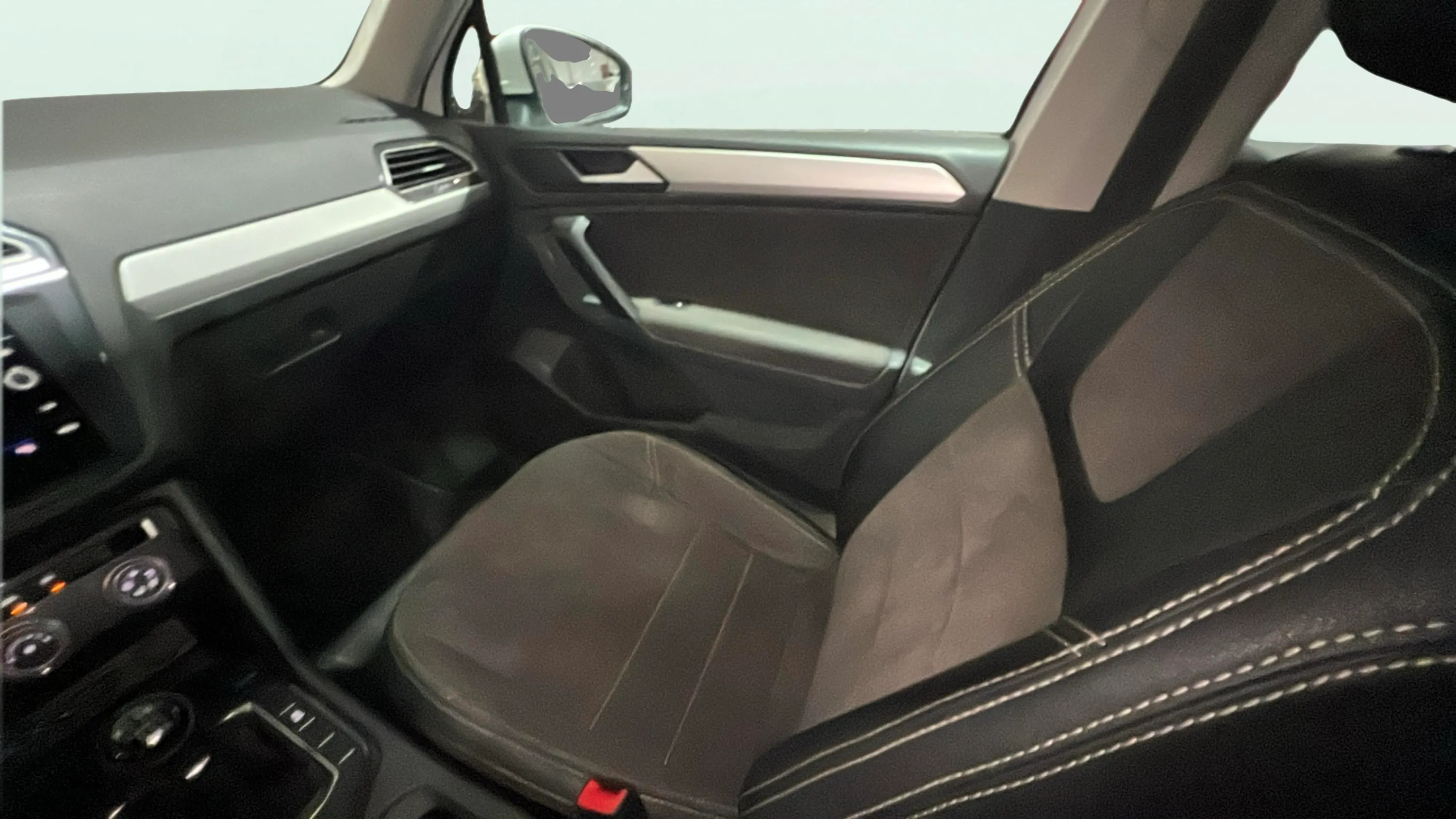 Volkswagen Tiguan Advance 1.5 TSI - foto 11