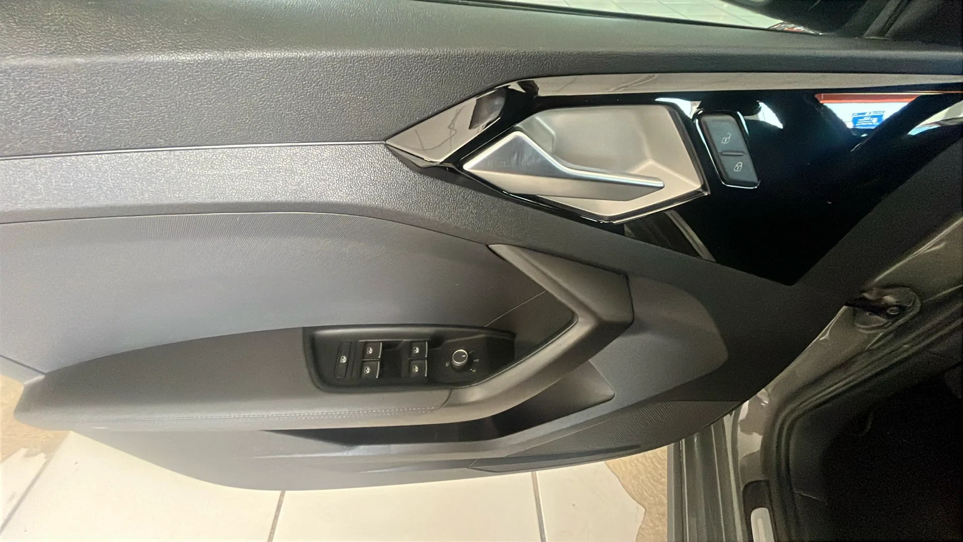 Audi A1 Sportback S line 30 TFSI - foto 21