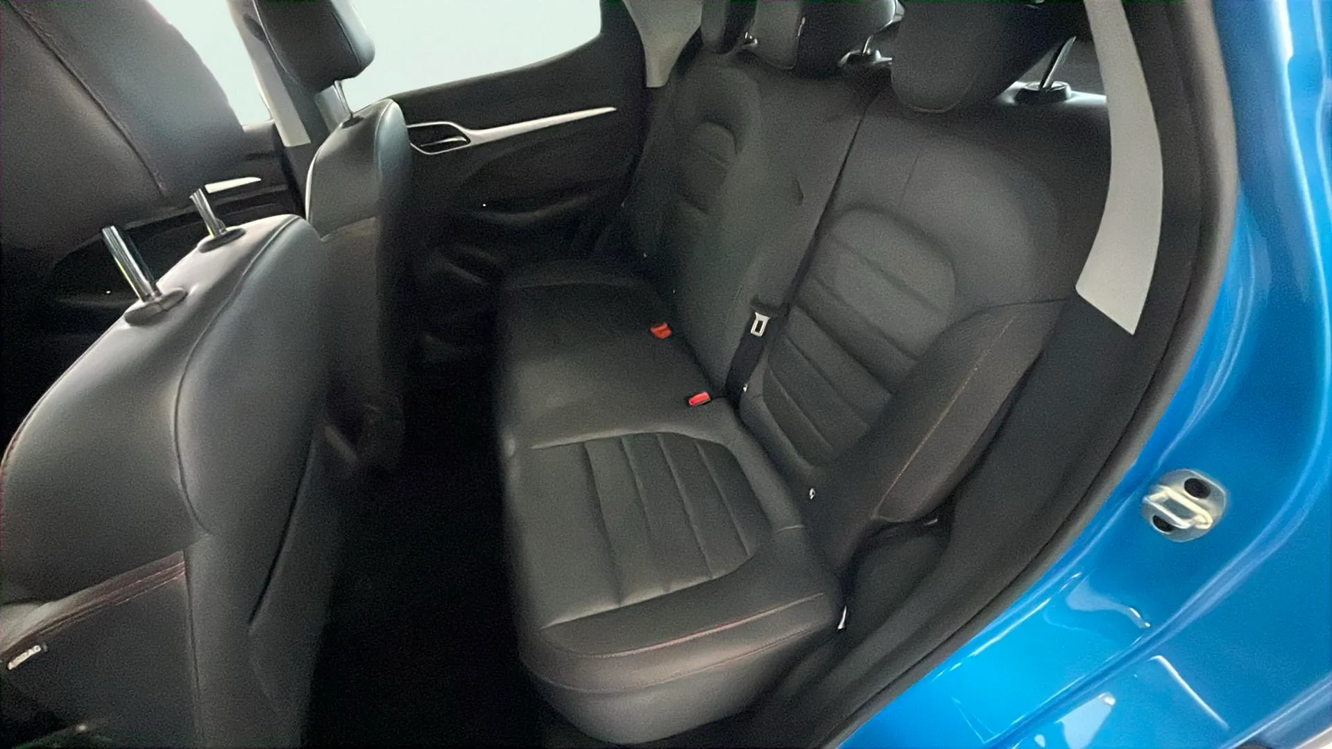 MG ZS 1.5 Luxury - foto 13