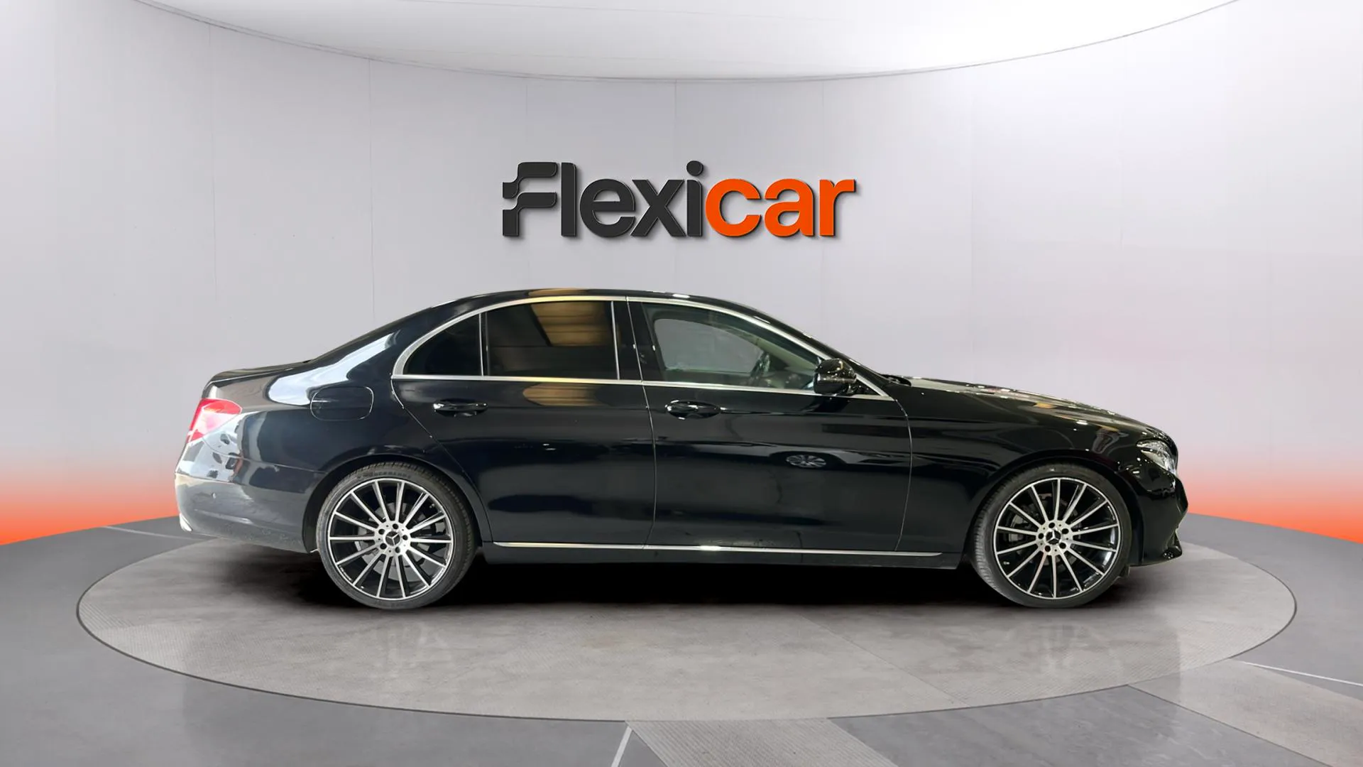 Mercedes-Benz Clase E E 220 d 4MATIC - foto 5