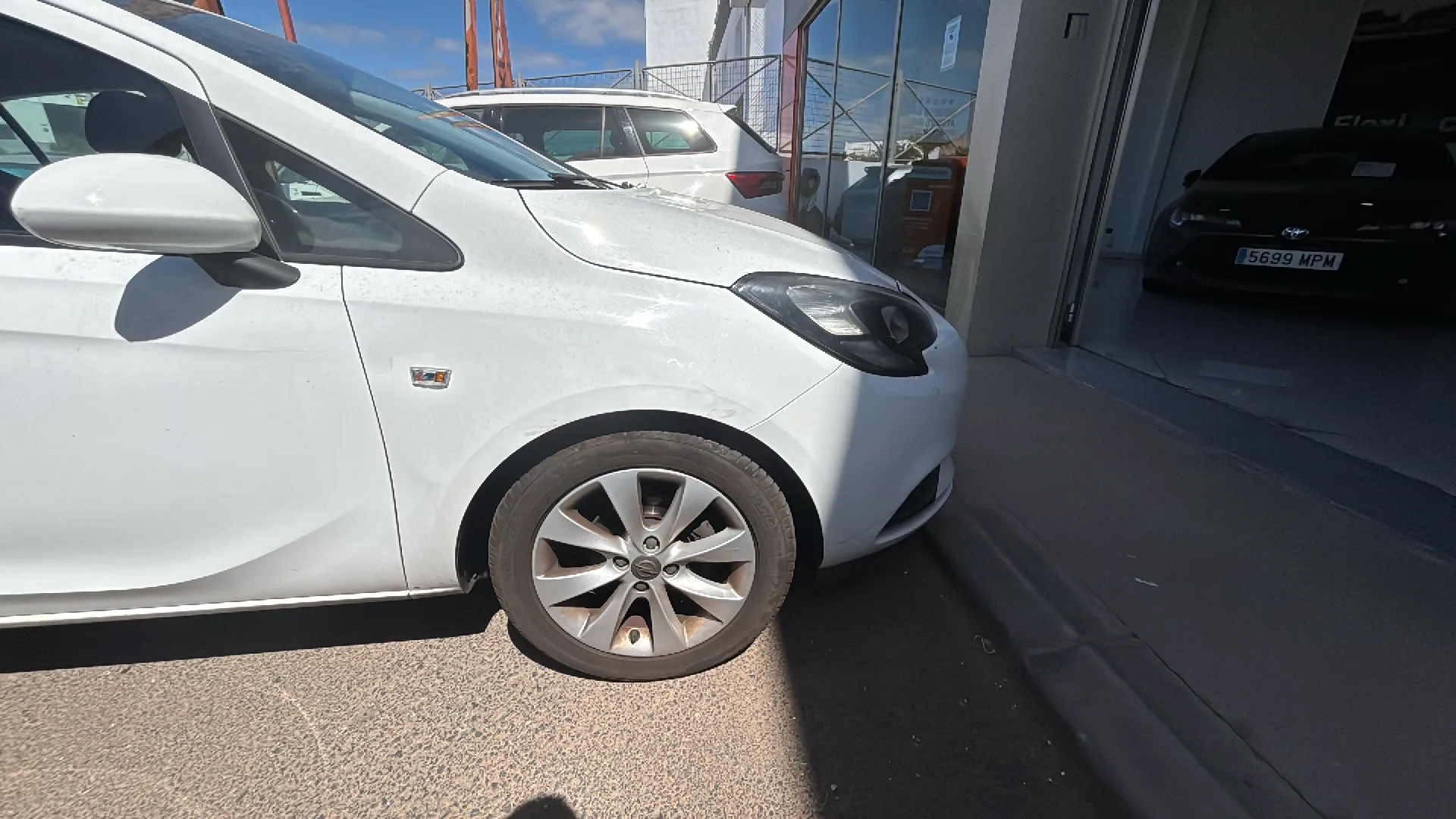 Opel Corsa 1.4 Expression - foto 14