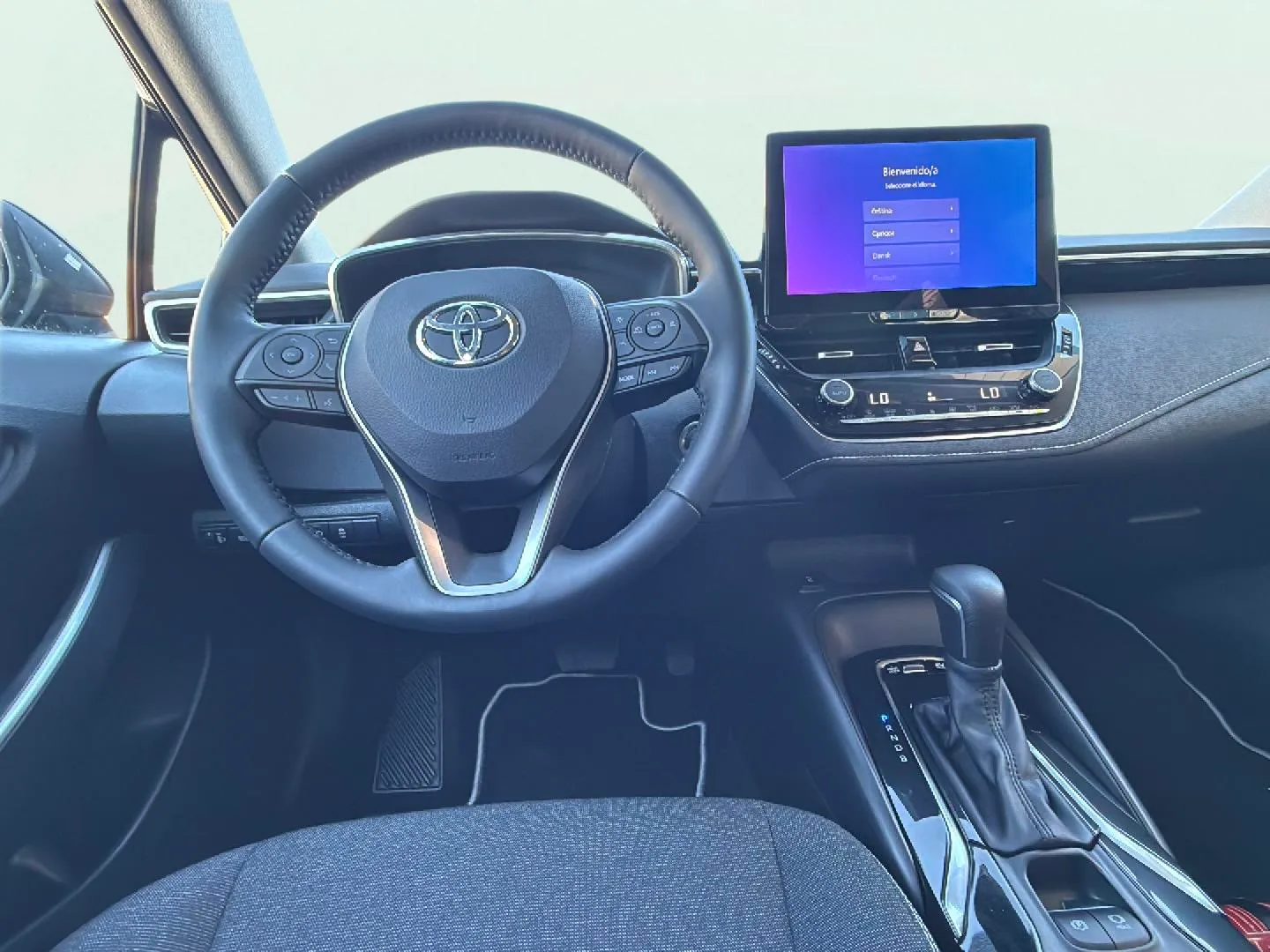 Toyota Corolla 140H Style - foto 9