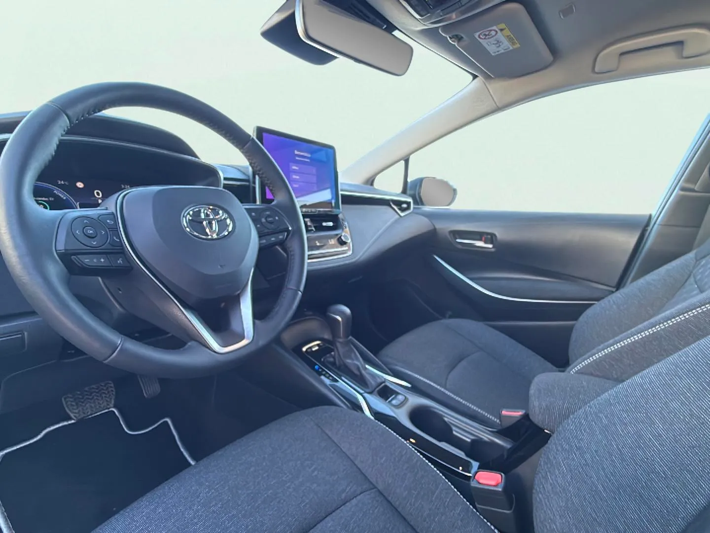 Toyota Corolla 140H Style - foto 25