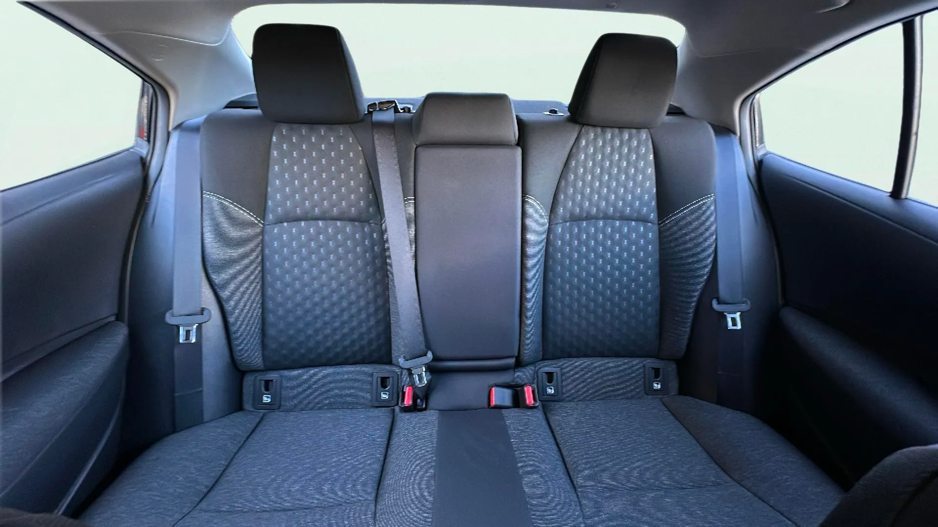 Toyota Corolla Cross Style Hybrid 140 - foto 11
