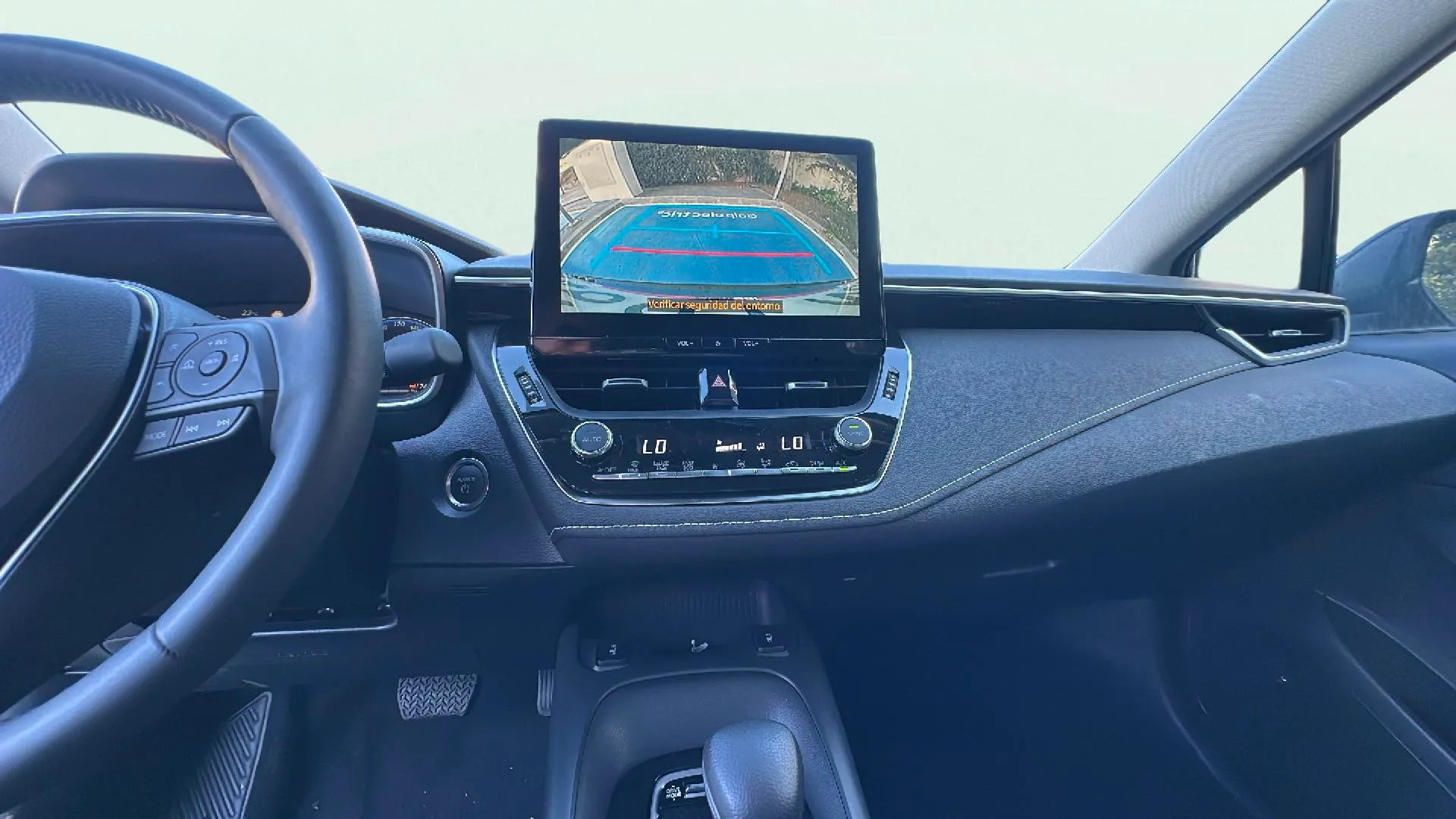 Toyota Corolla Cross Style Hybrid 140 - foto 16