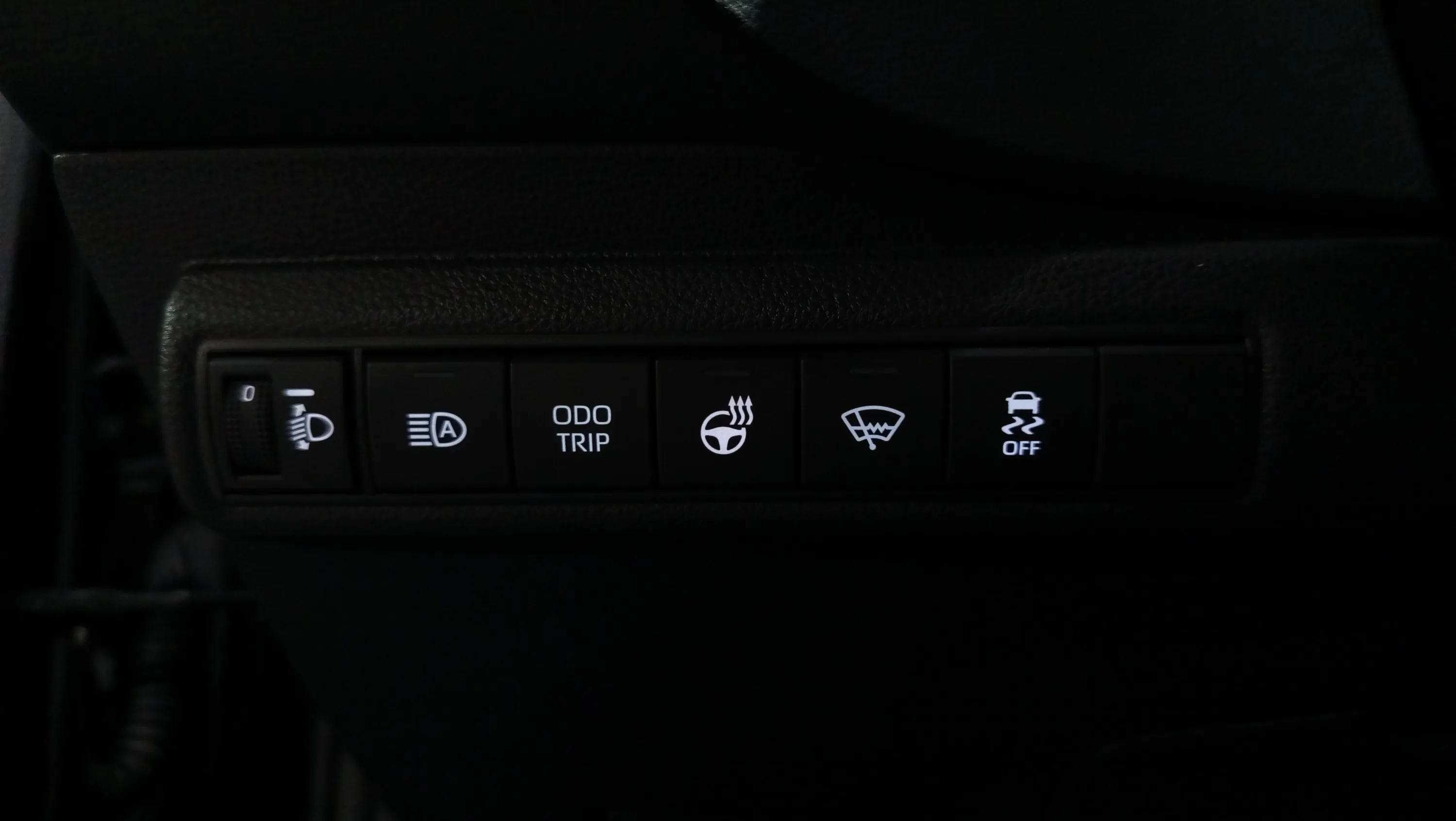Toyota Corolla Cross Style Hybrid 140 - foto 26