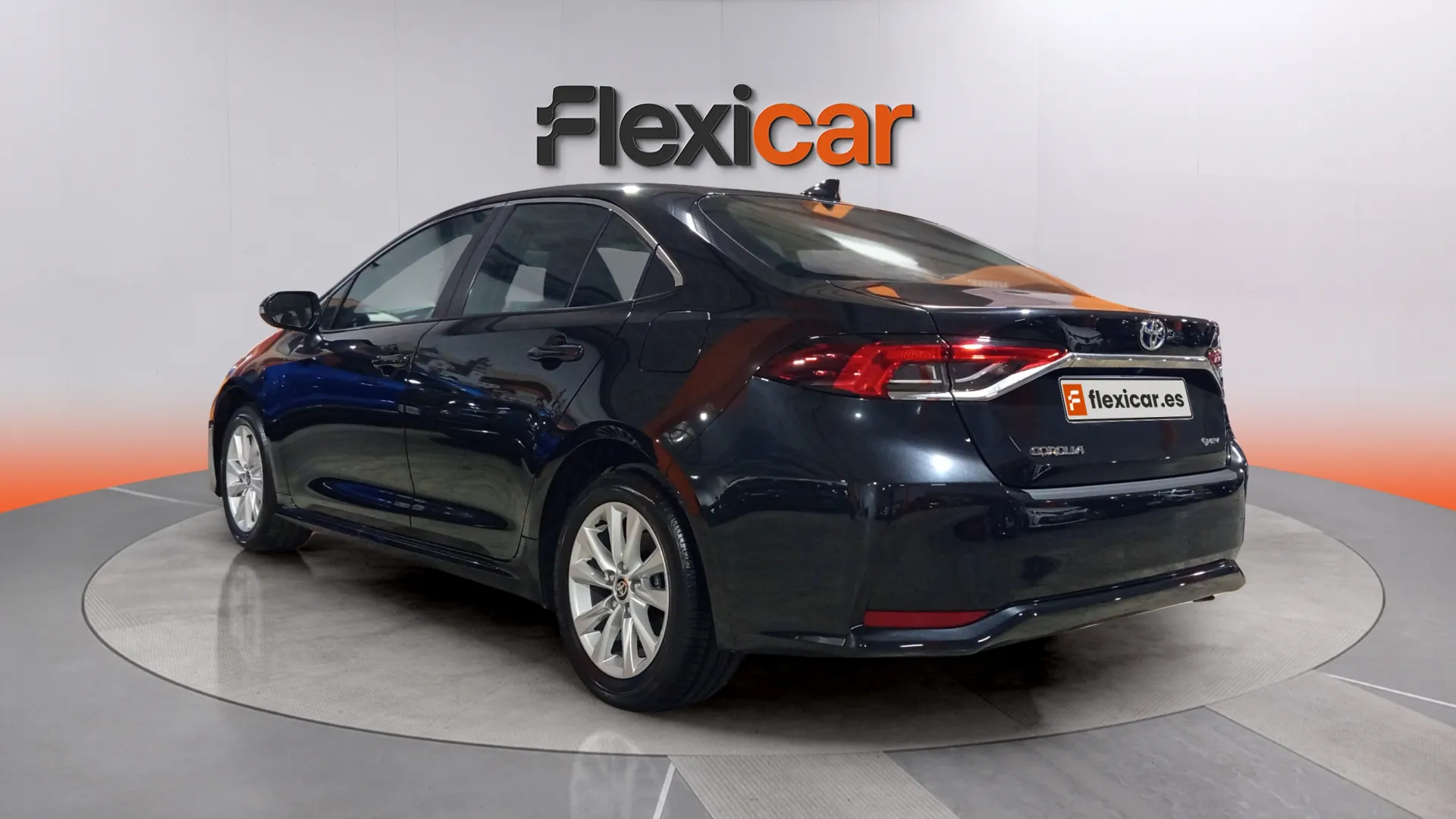 Toyota Corolla Cross Style Hybrid 140 - foto 4