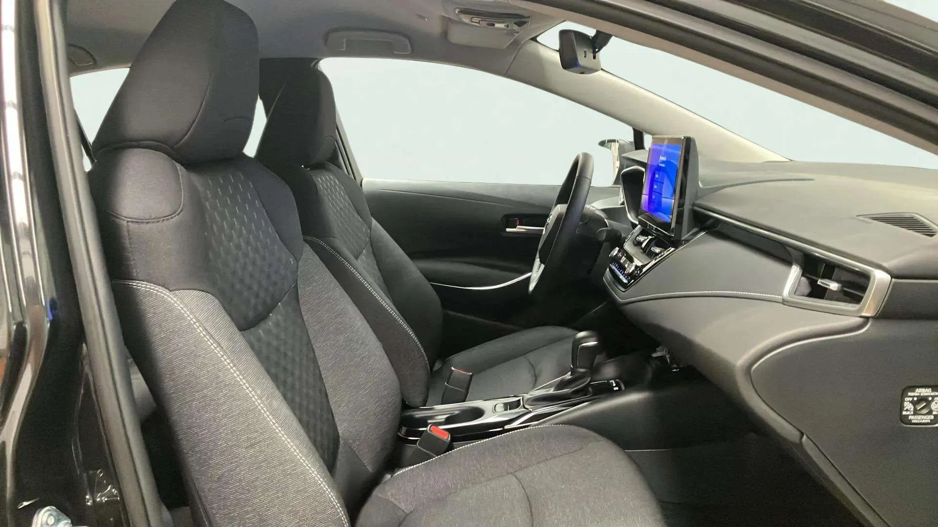 Toyota Corolla 140H Eco - foto 15