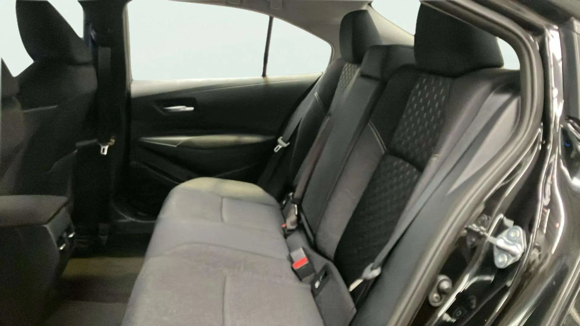 Toyota Corolla 140H Eco - foto 13