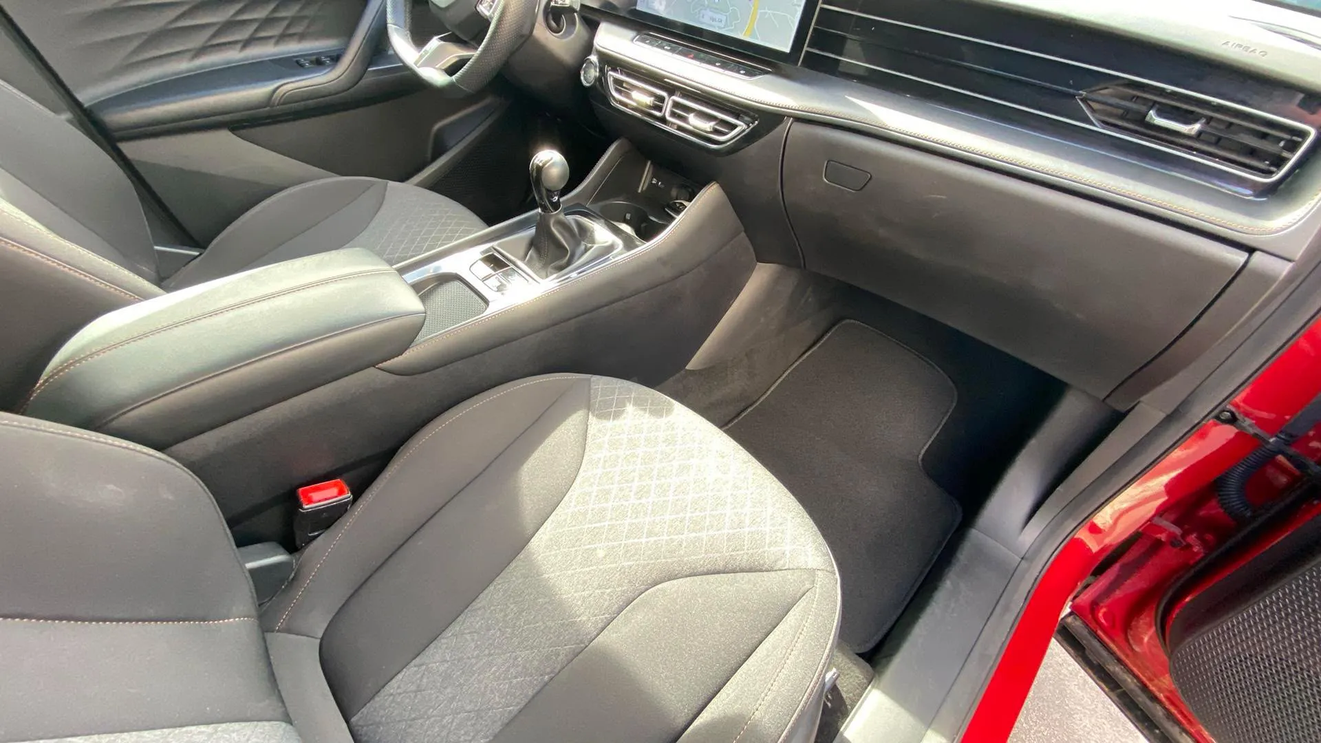 MG HS 1.5T Comfort - foto 26