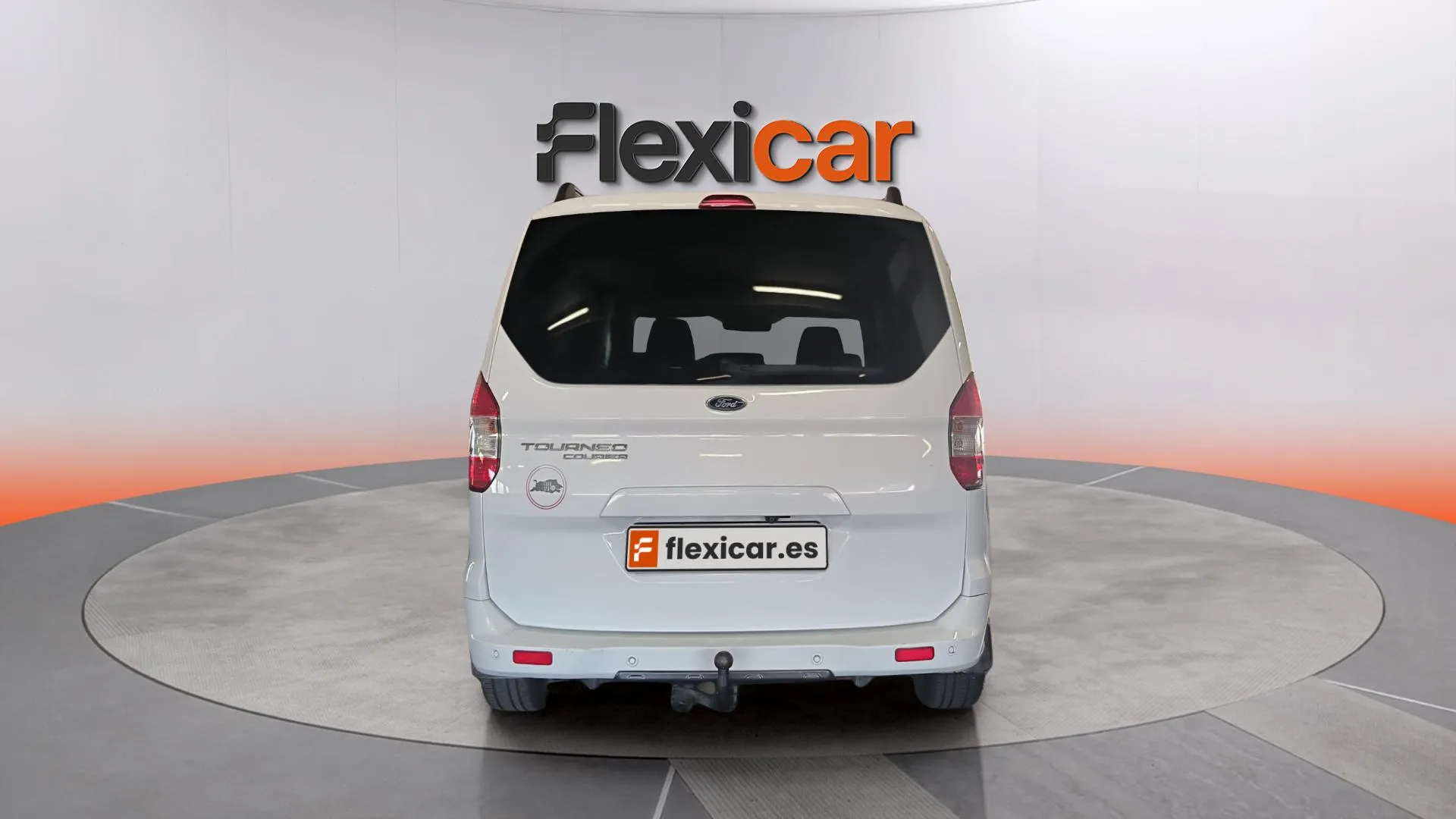 Ford Tourneo Courier 1.0 EcoBoost Titanium - foto 6