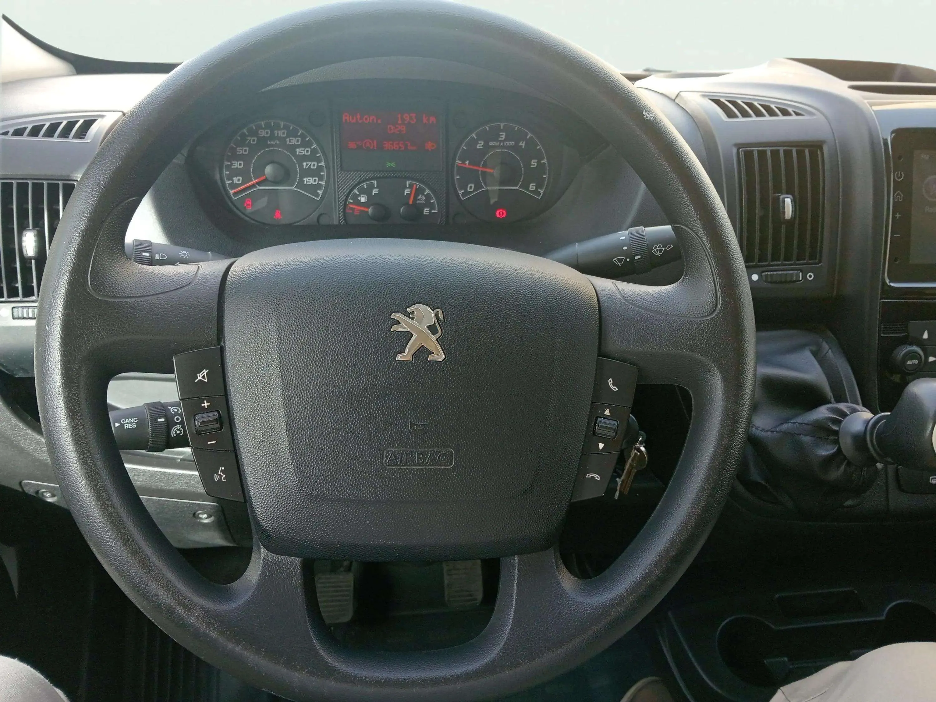 Peugeot Boxer 3.0 L2 H1 Bhdi - foto 10