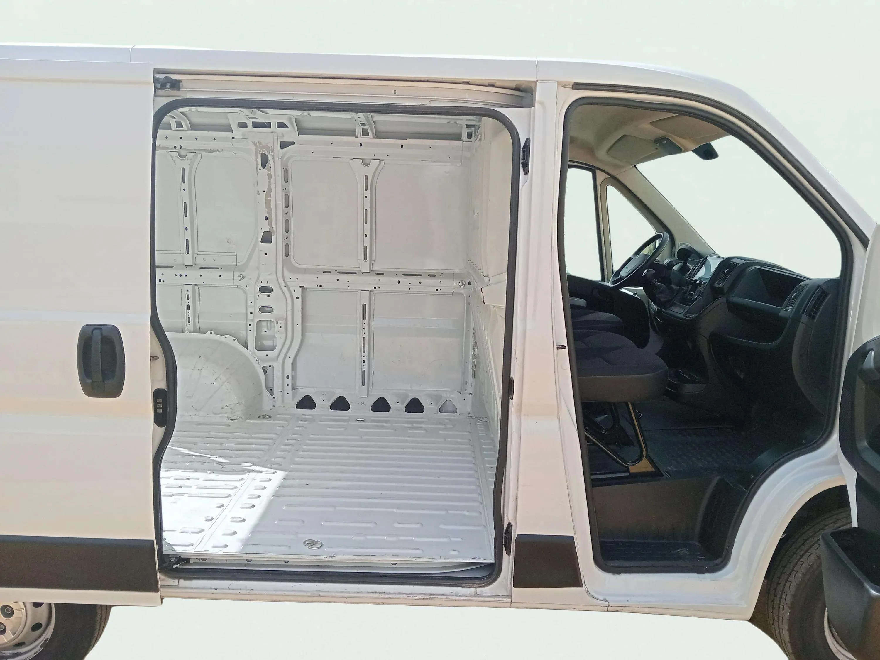 Peugeot Boxer 3.0 L2 H1 Bhdi - foto 17