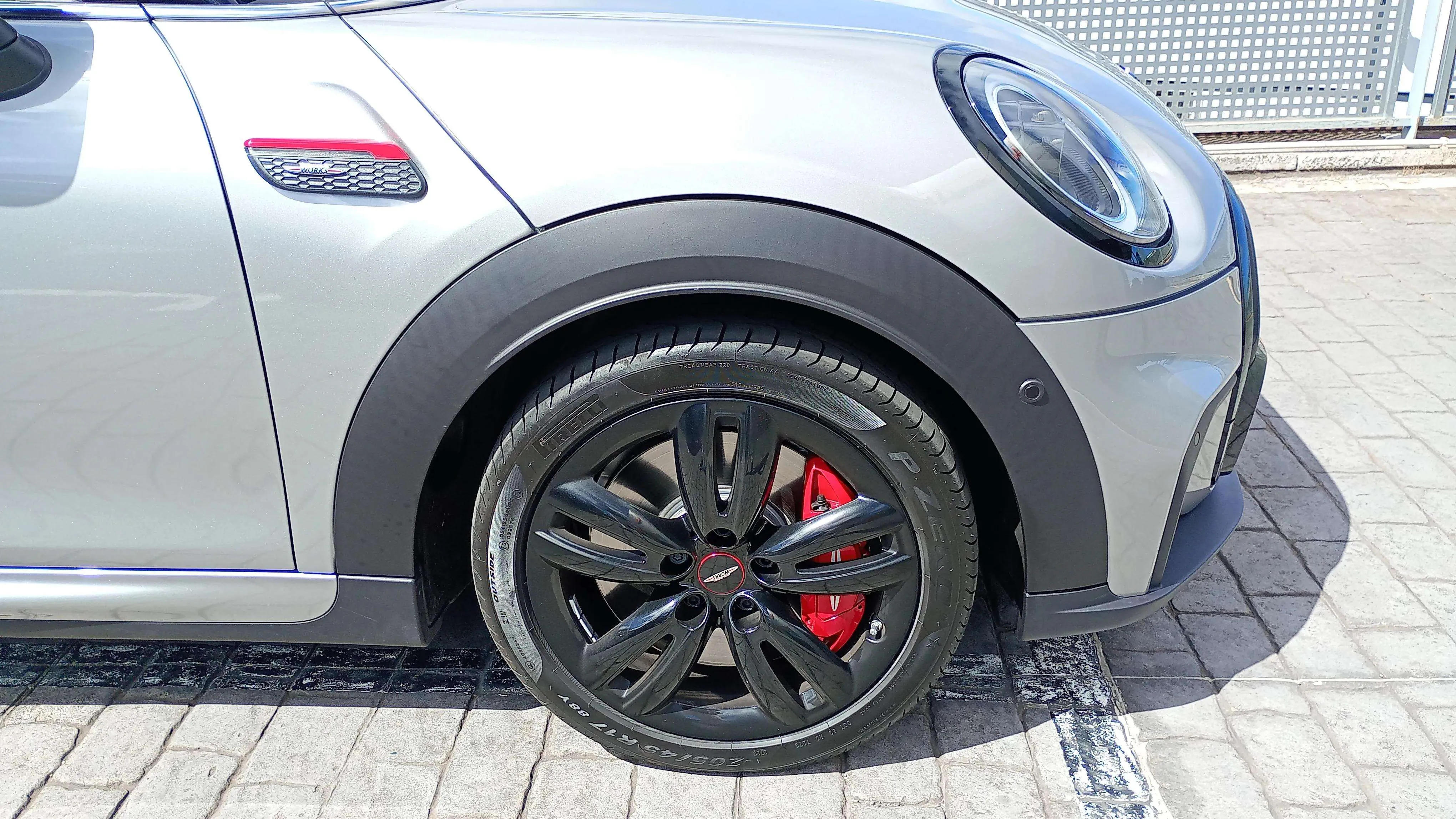 MINI Cooper John Cooper Works Cabrio - foto 18