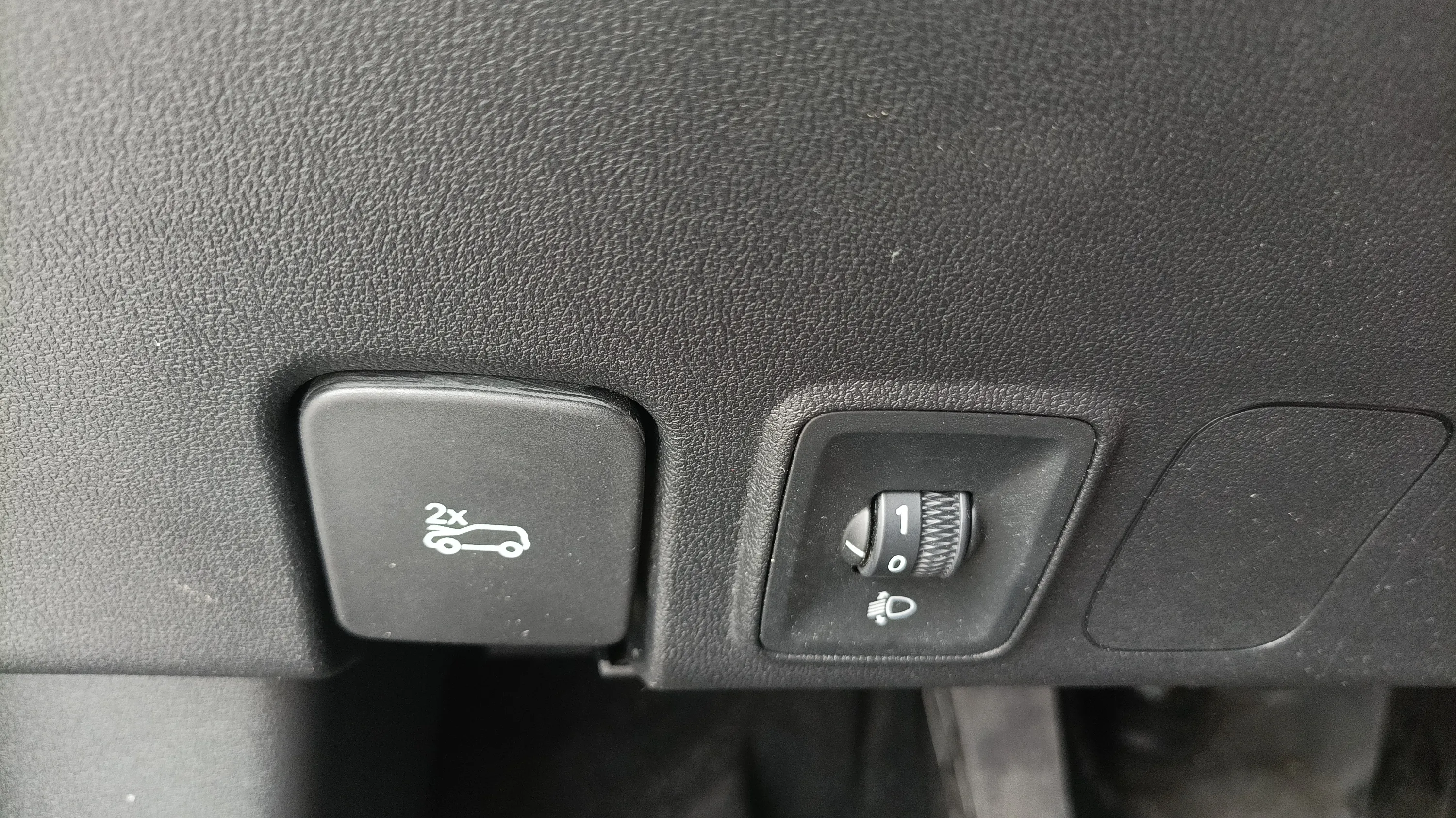 MG HS 1.5 Turbo GDI Comfort - foto 24