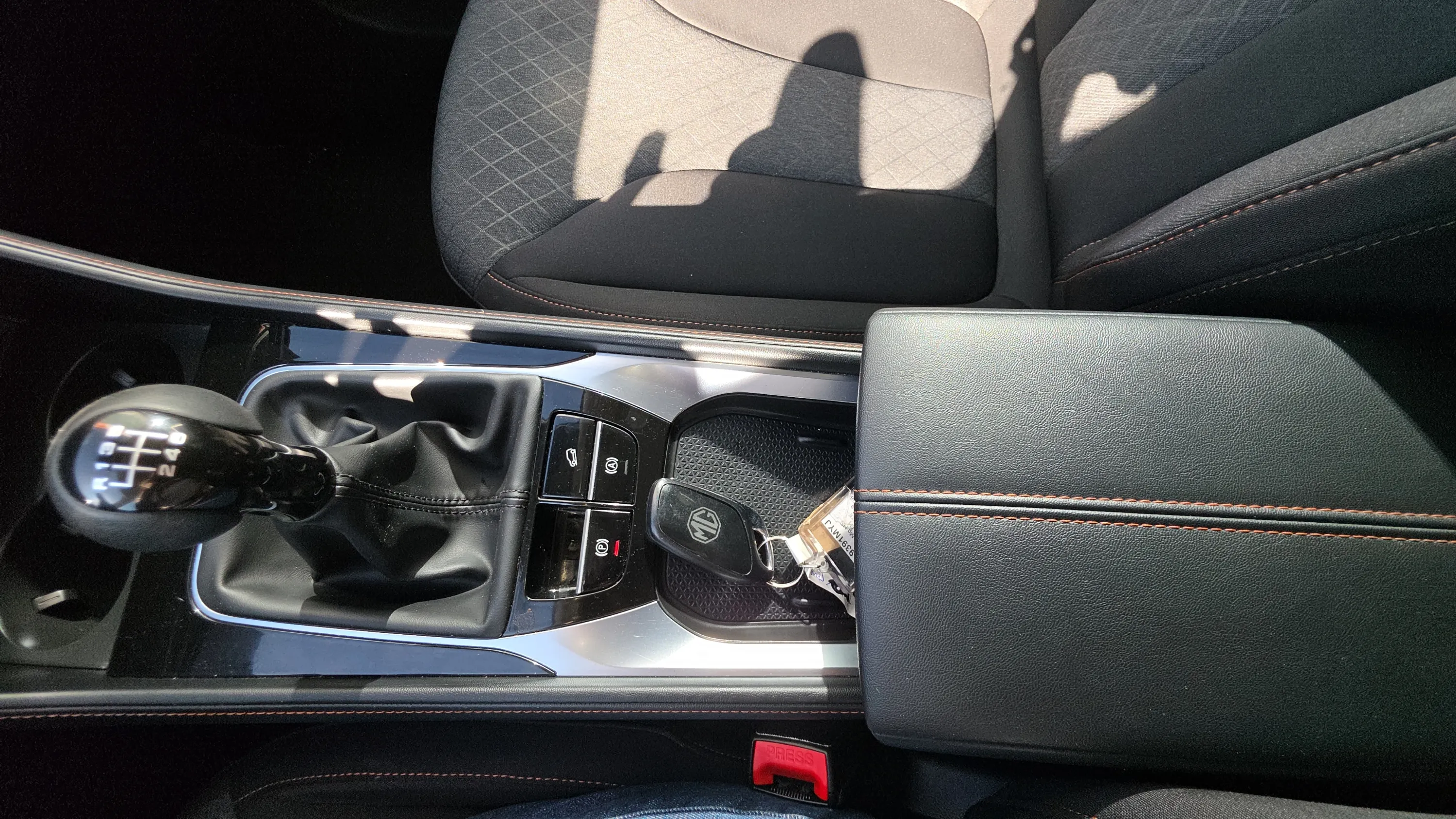 MG HS 1.5T Comfort - foto 19