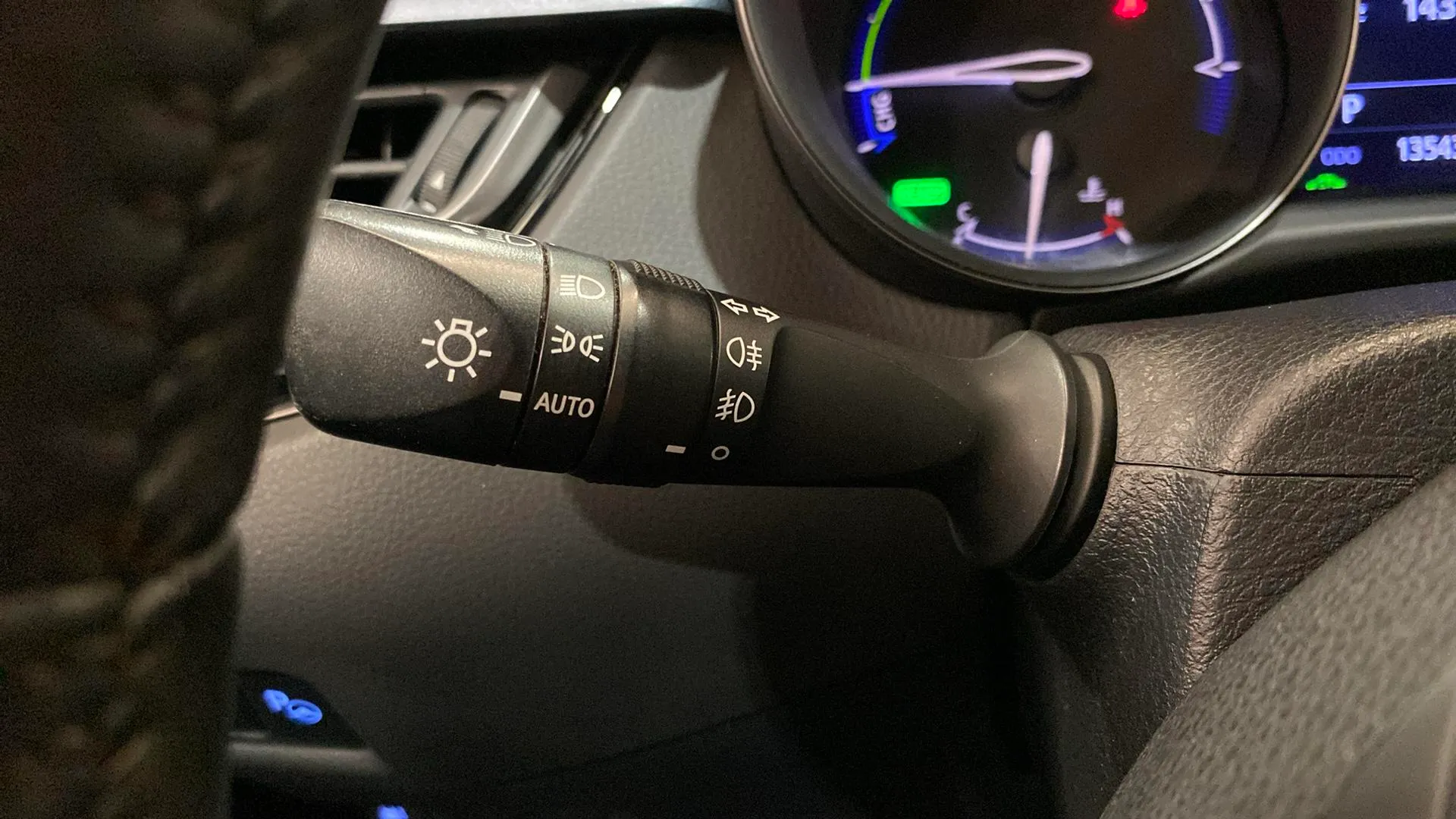 Toyota C-HR 2.0 180H Advance - foto 23
