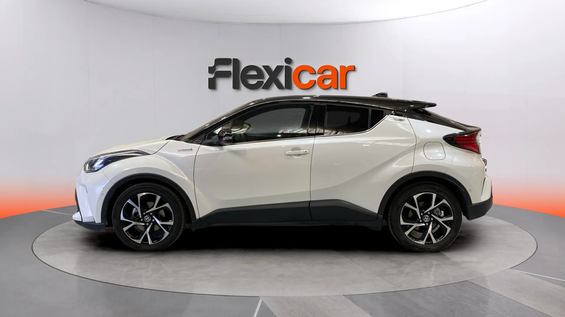 Toyota C-HR 2.0 180H Advance - foto 4