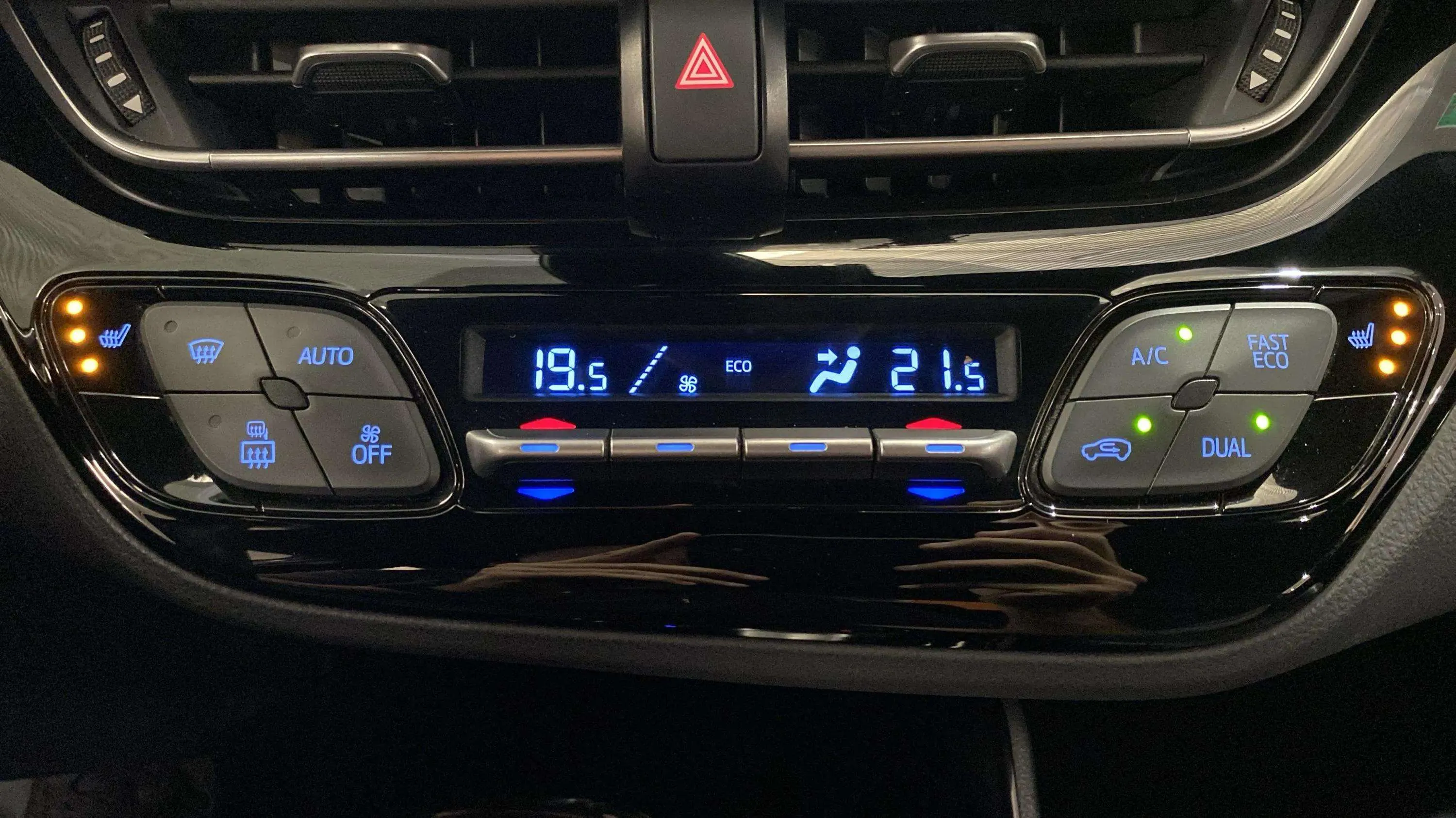 Toyota C-HR 2.0 180H Advance - foto 33