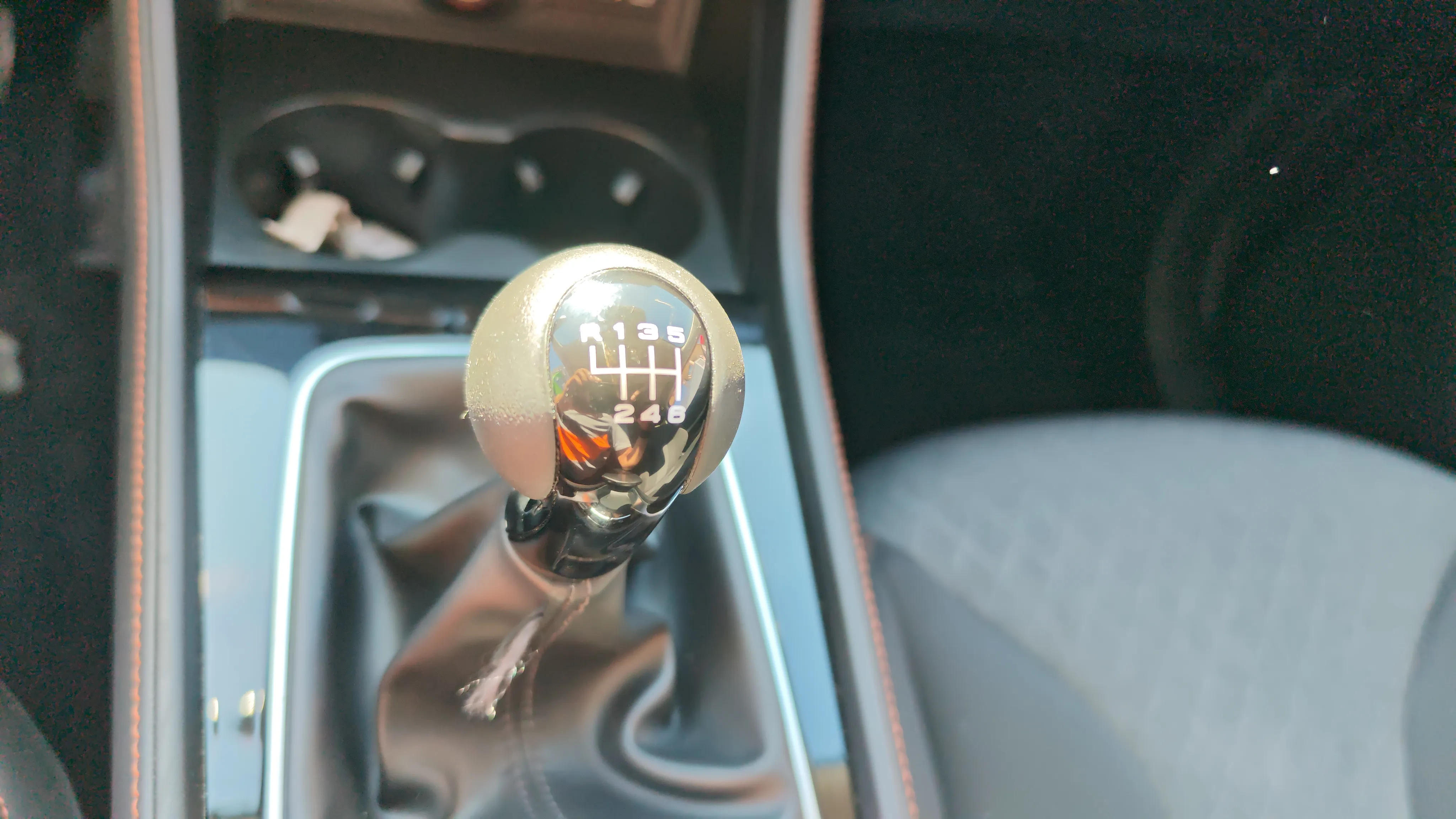 MG HS 1.5 Turbo GDI Comfort - foto 9