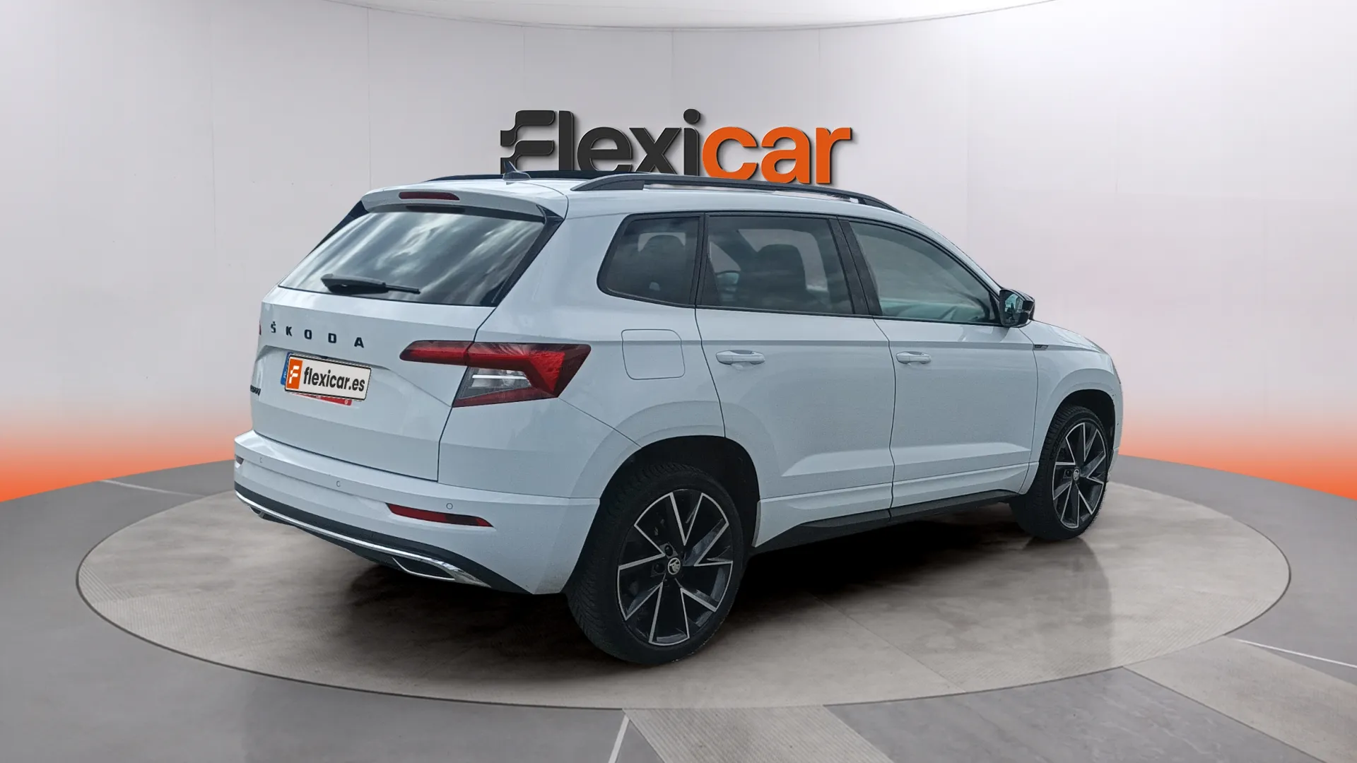 Škoda Karoq 1.5 TSI DSG ACT Scout - foto 3