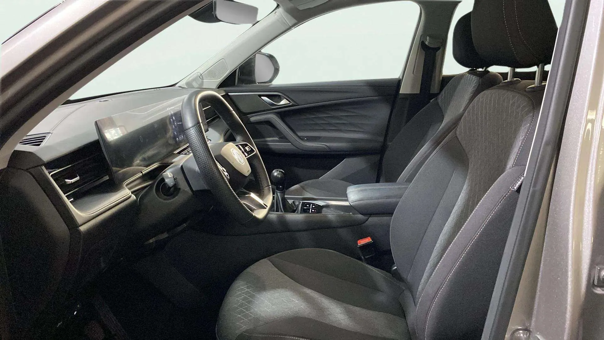 MG HS 1.5 Turbo GDI Comfort - foto 7