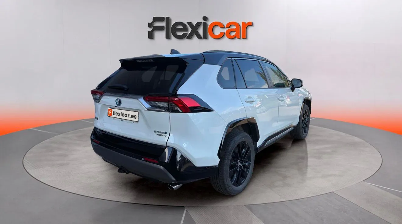 Toyota RAV4 2.5l 220H Adventure Plus 4WD - foto 6