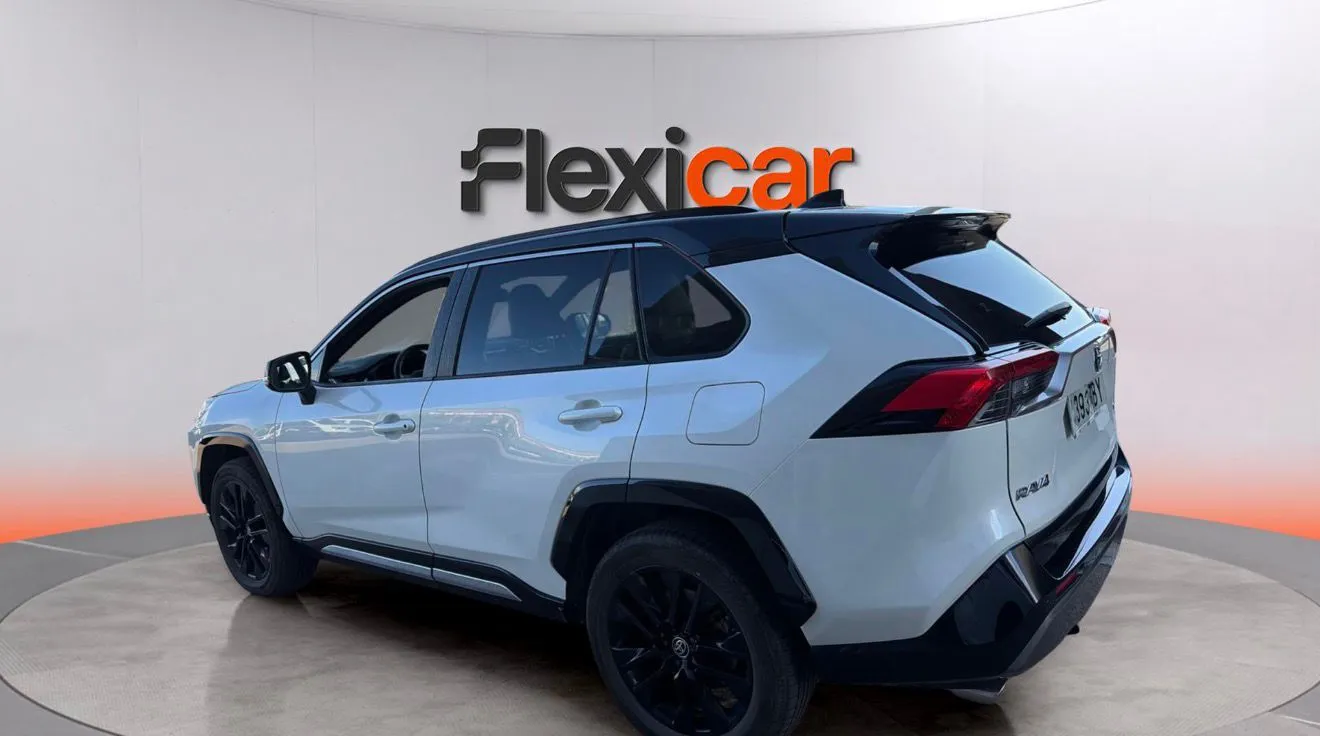 Toyota RAV4 2.5l 220H Adventure Plus 4WD - foto 5