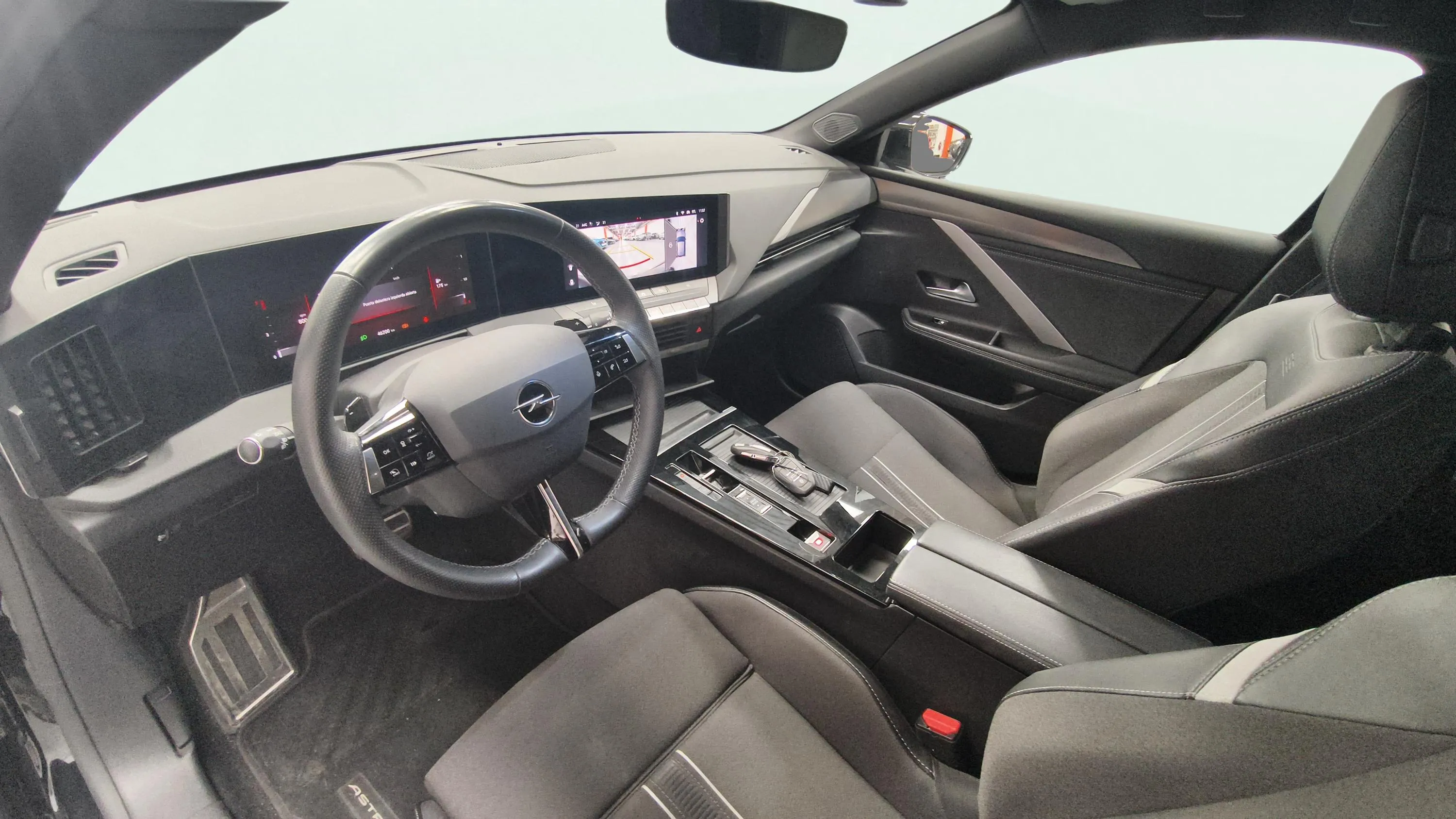 Opel Astra 1.2T XHT GS - foto 8