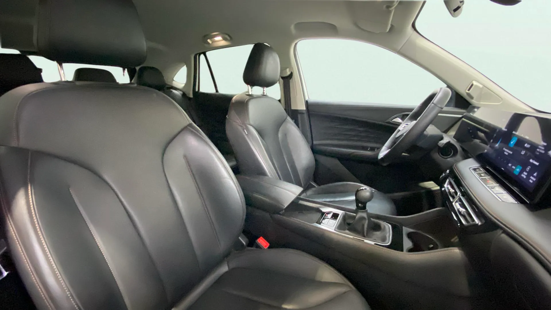 MG HS 1.5T Luxury - foto 11