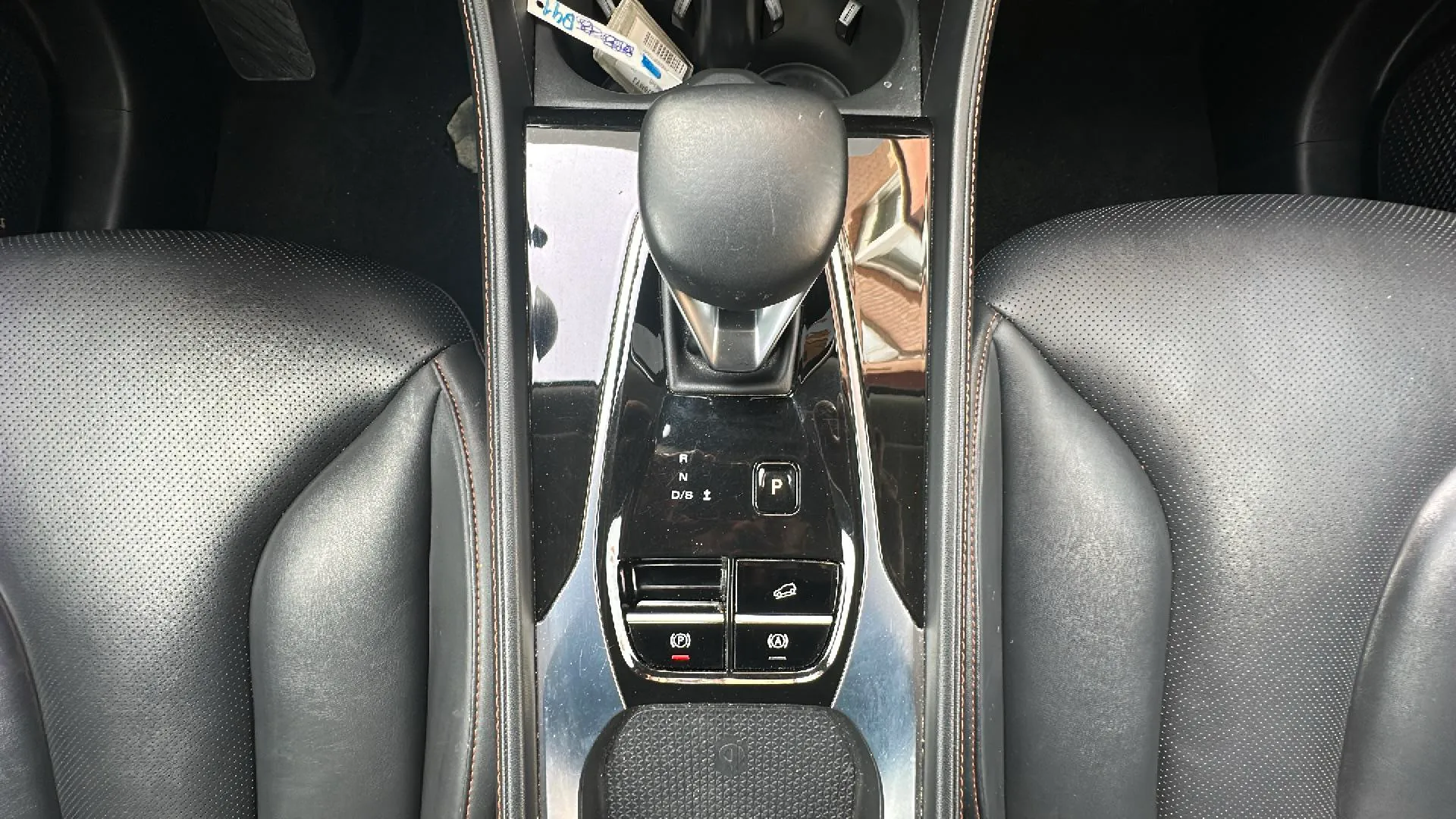 MG HS 1.5 Turbo GDI Luxury DCT - foto 12