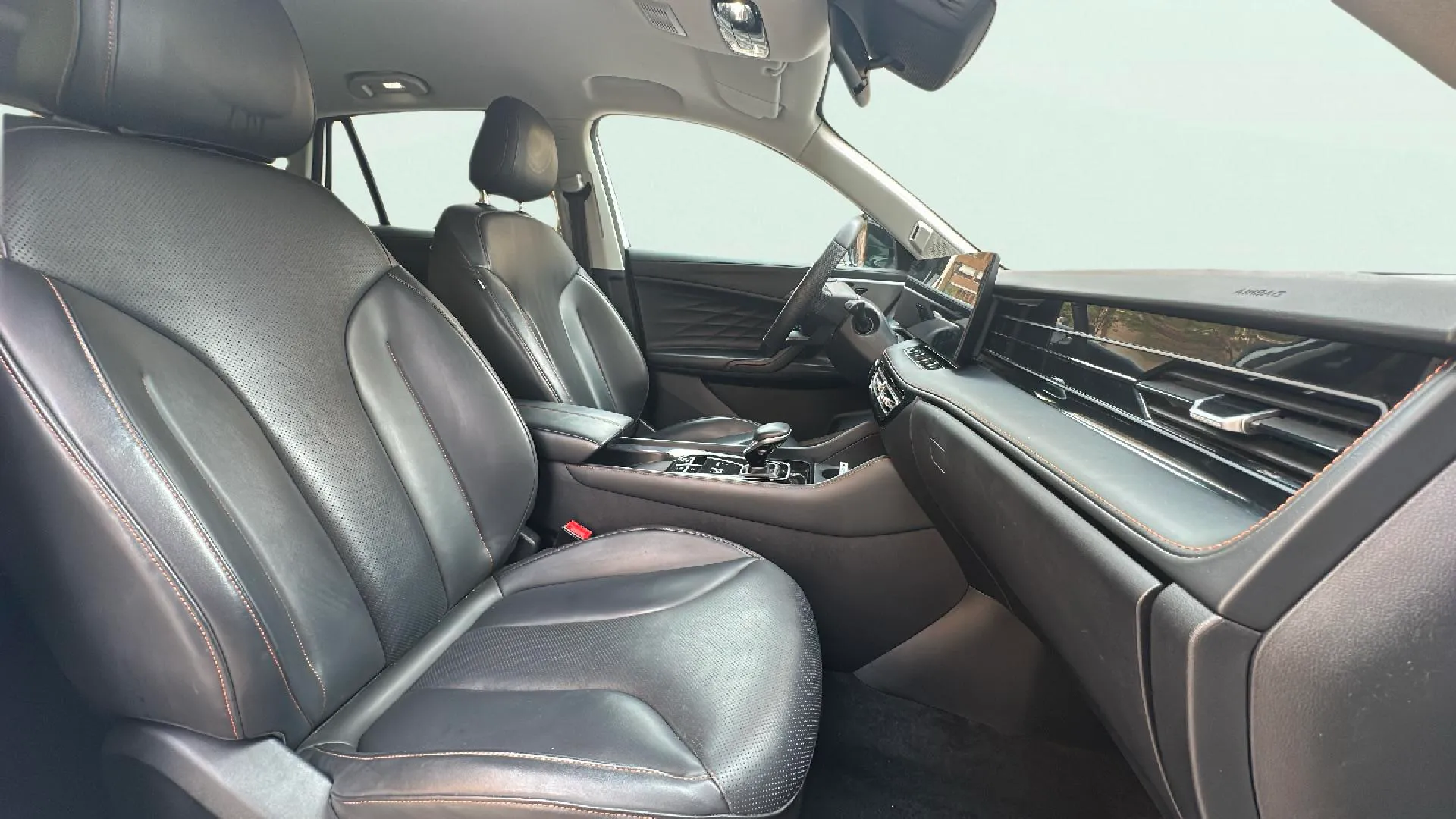 MG HS 1.5 Turbo GDI Luxury DCT - foto 16