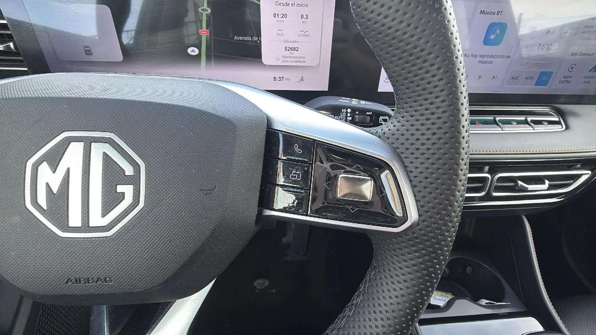 MG HS 1.5 Turbo GDI Luxury DCT - foto 14