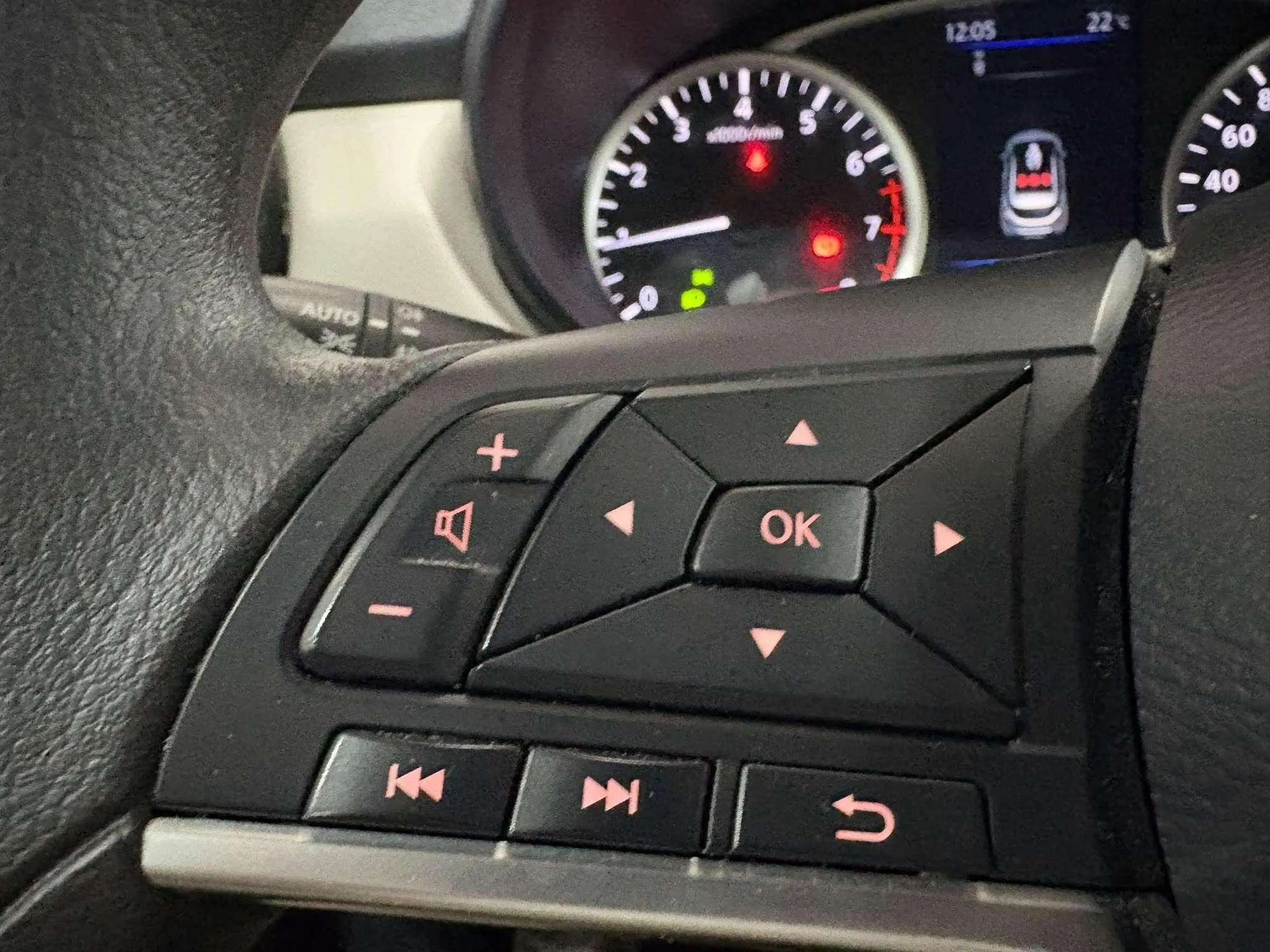 Nissan Micra IG-T E6D-F Acenta - foto 12