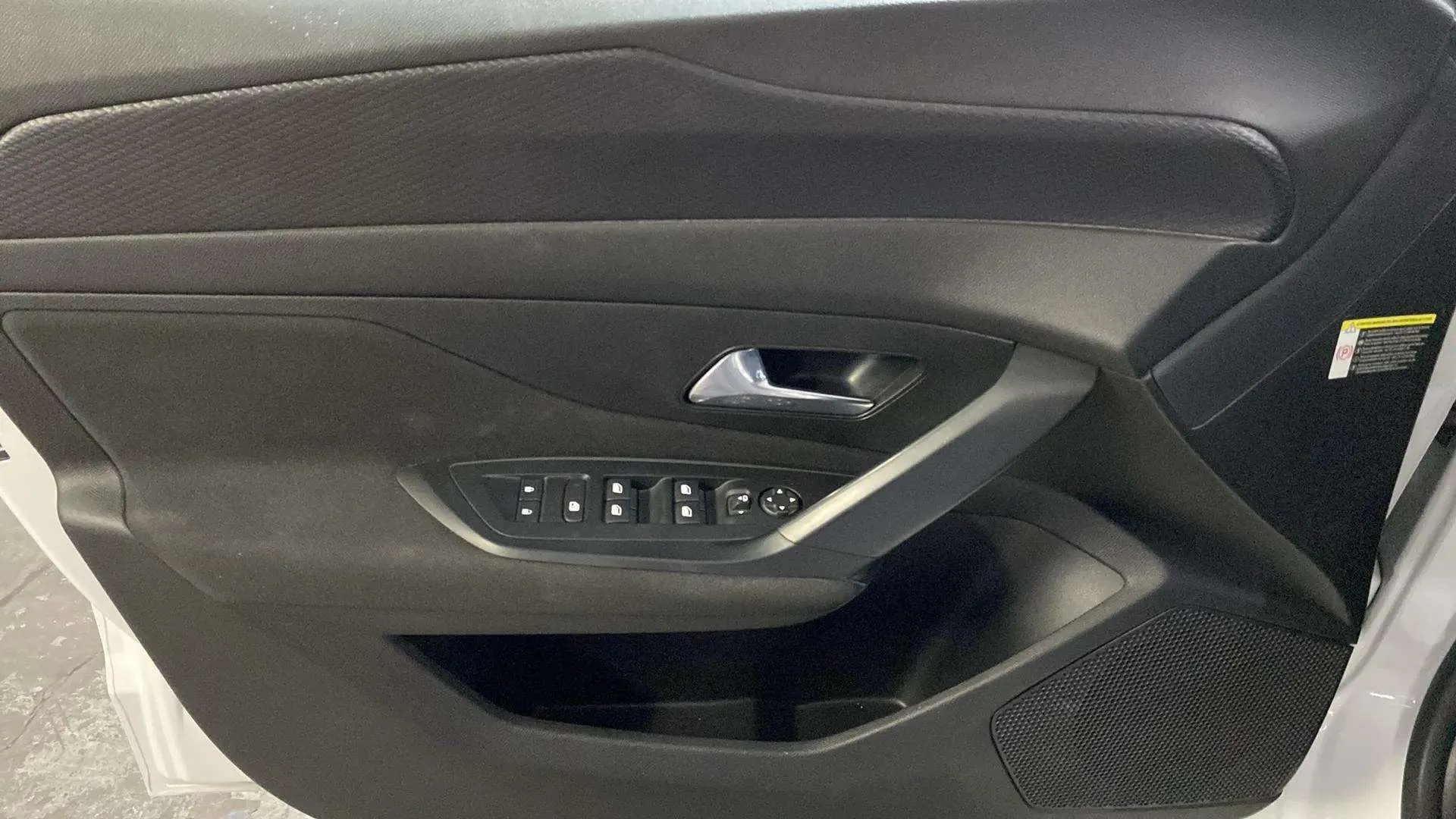 Peugeot 308 Allure BlueHDi 130 - foto 18