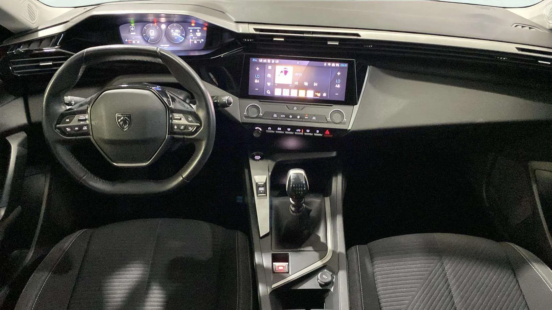 Peugeot 308 Allure BlueHDi 130 - foto 11