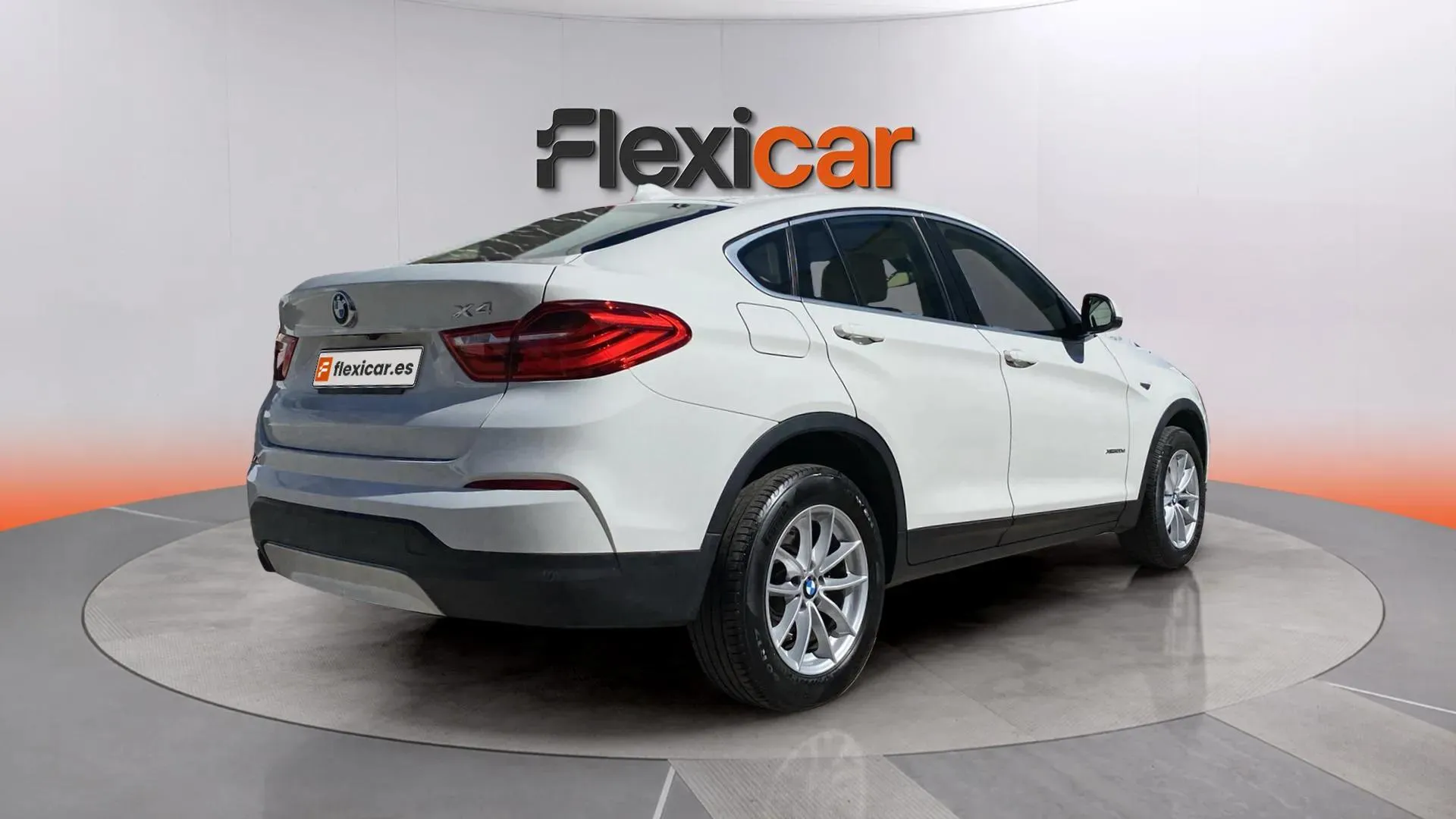 BMW X4 xDrive20d - foto 7