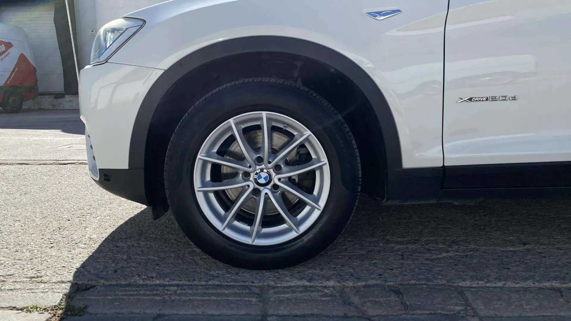 BMW X4 xDrive20d - foto 9
