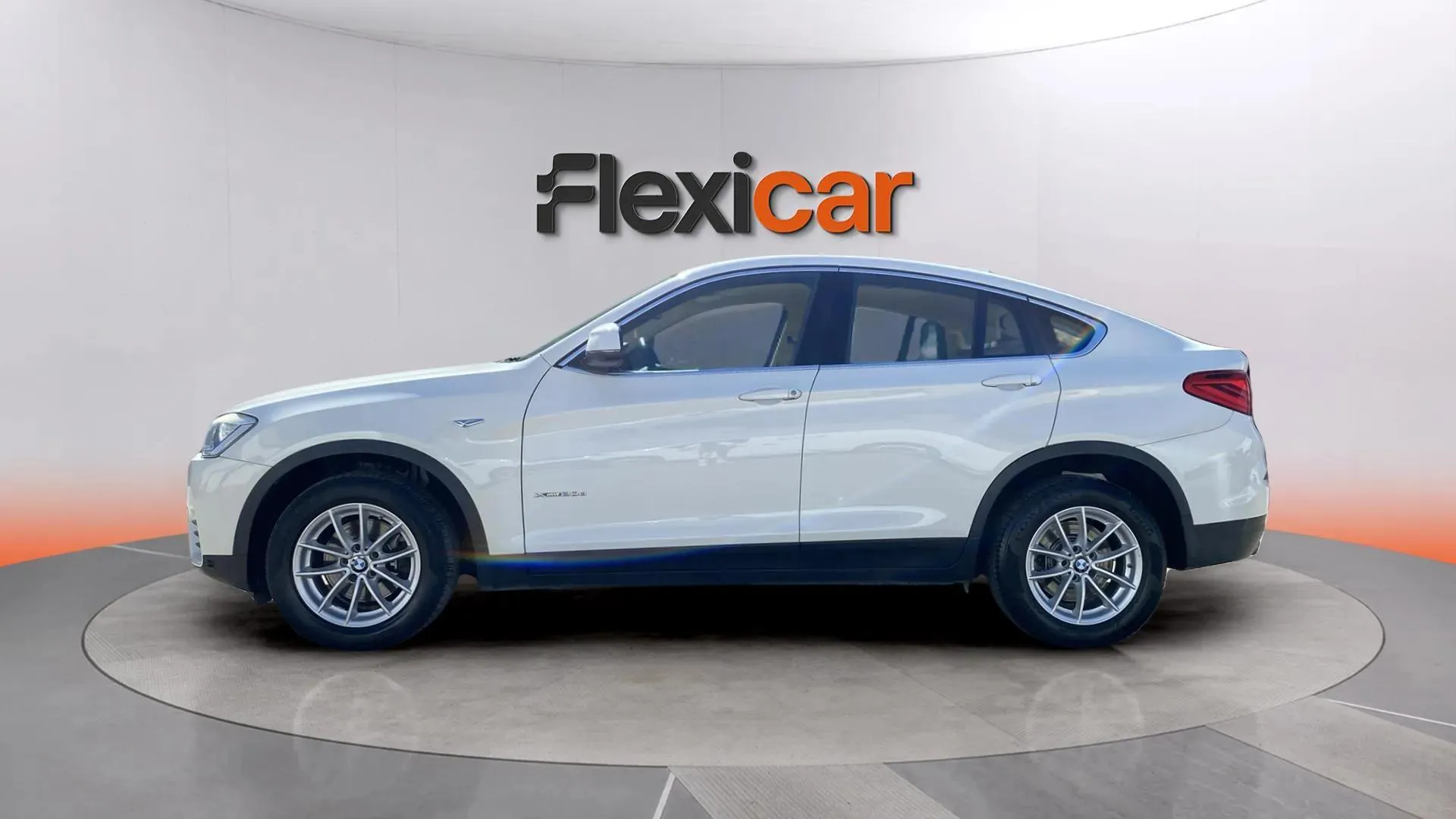BMW X4 xDrive20d - foto 4
