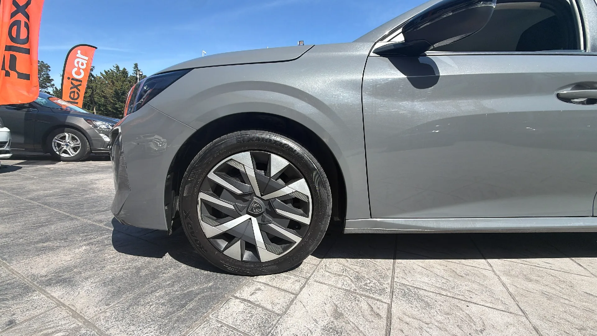 Peugeot 208 Allure PureTech 100 - foto 27