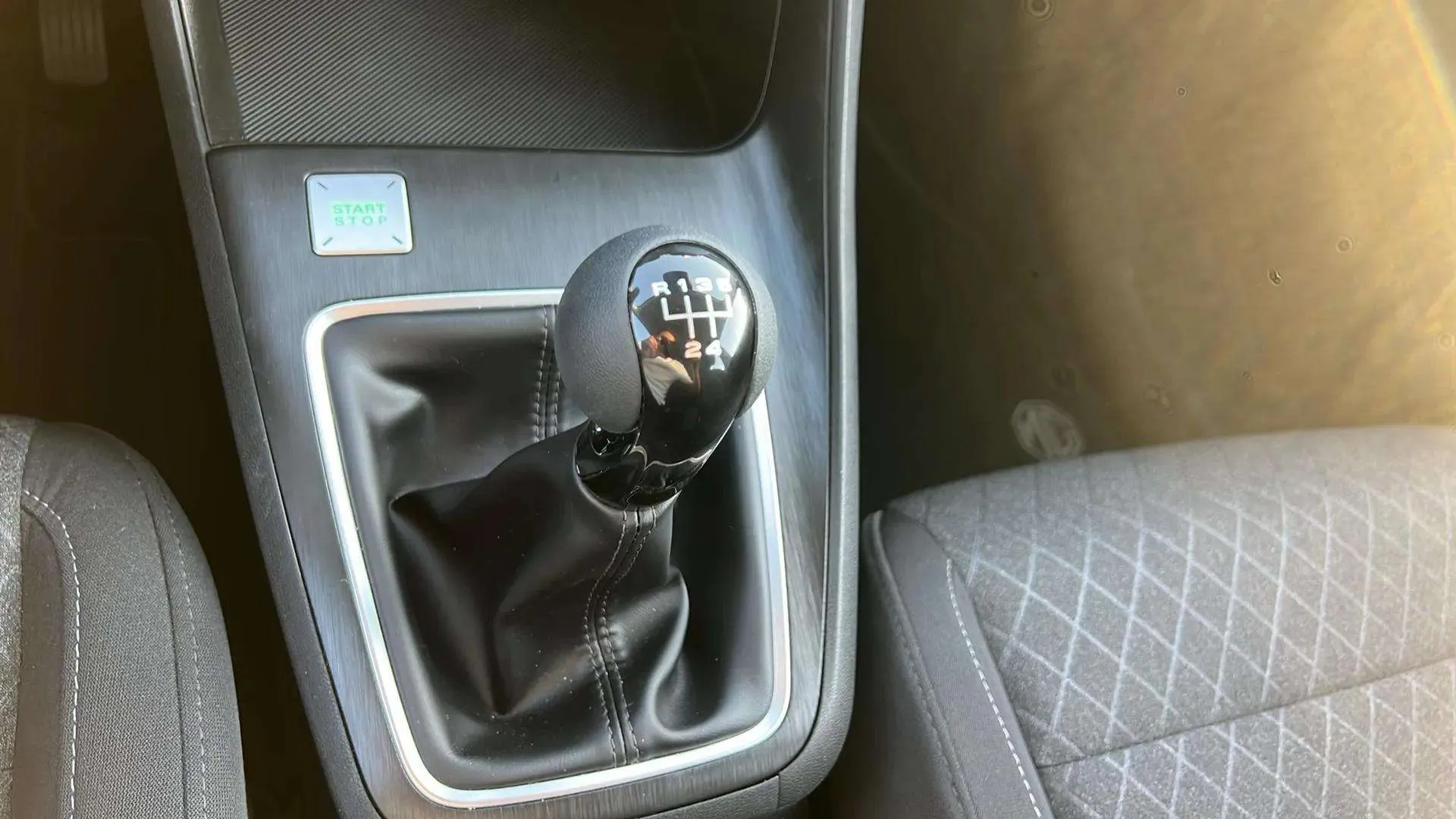 MG ZS 1.5 Comfort - foto 19